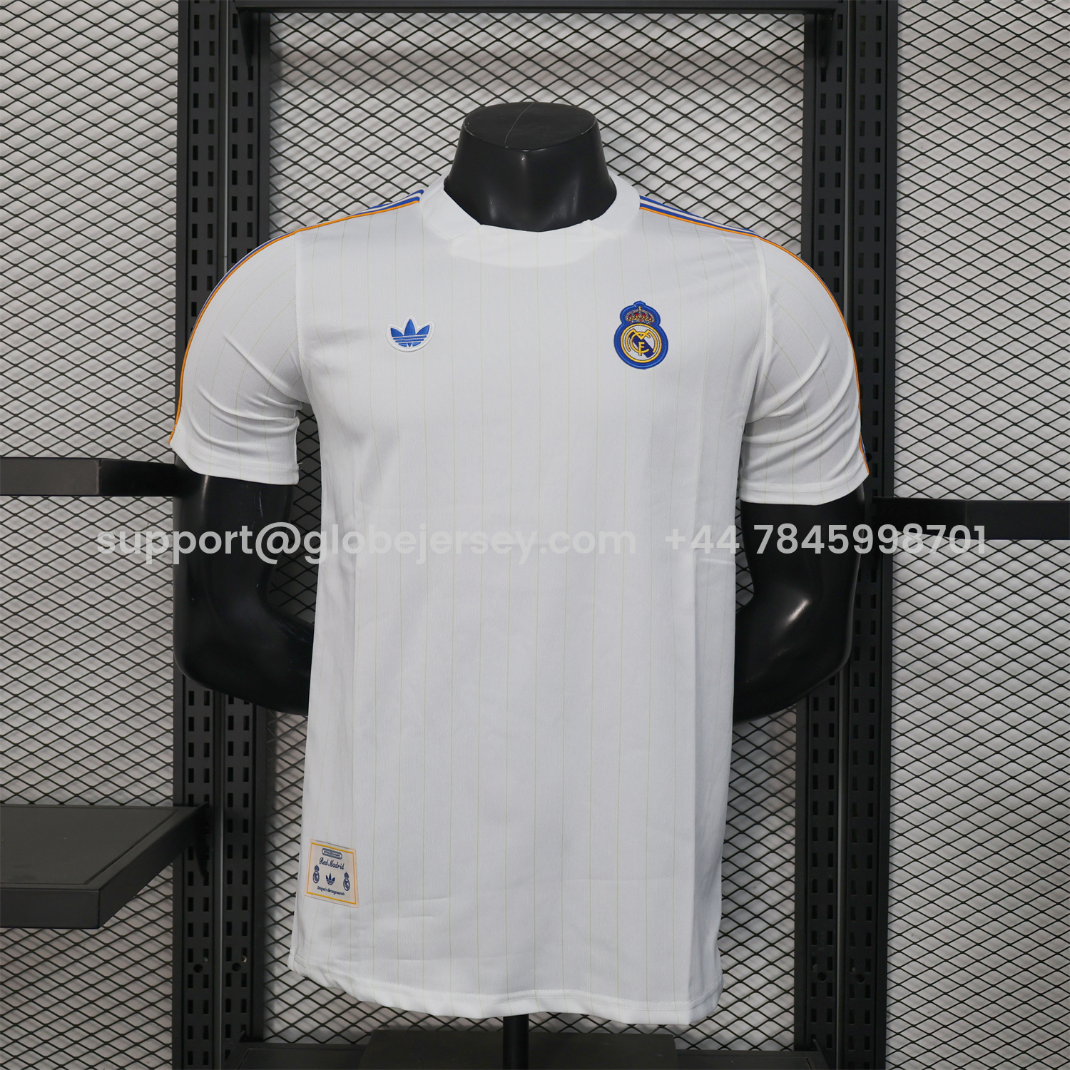GlobeJersey-Real Madrid 25-26 Trefoil Blue Lines White Travel Jersey - Player Version