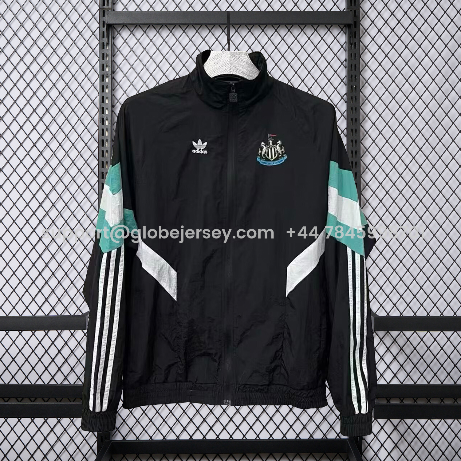 GlobeJersey-Newcastle United 25-26 Windbreaker Jacket - Black And Green