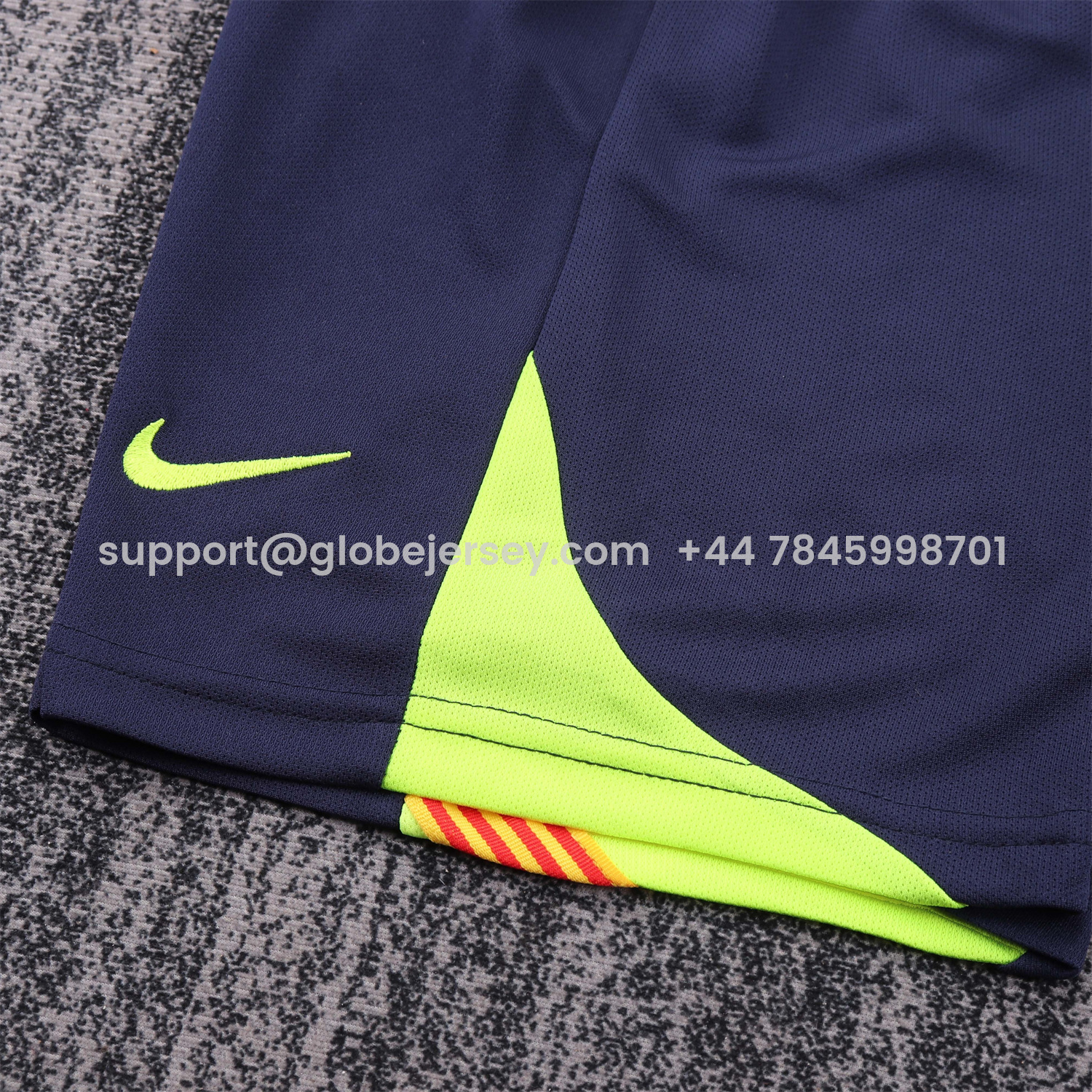 GlobeJersey-Retro Barcelona 2005-06 Away Kids Kit