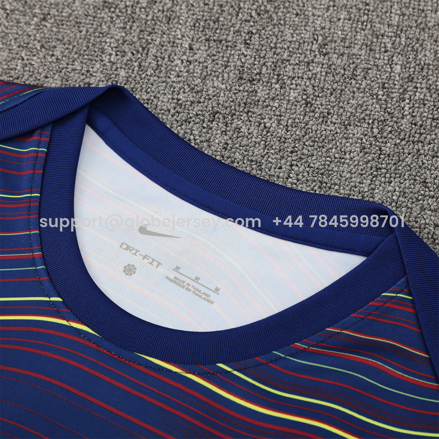 GlobeJersey-Barcelona 25-26 Short-Sleeve Training Set - Colors Top & Dark Blue Pants