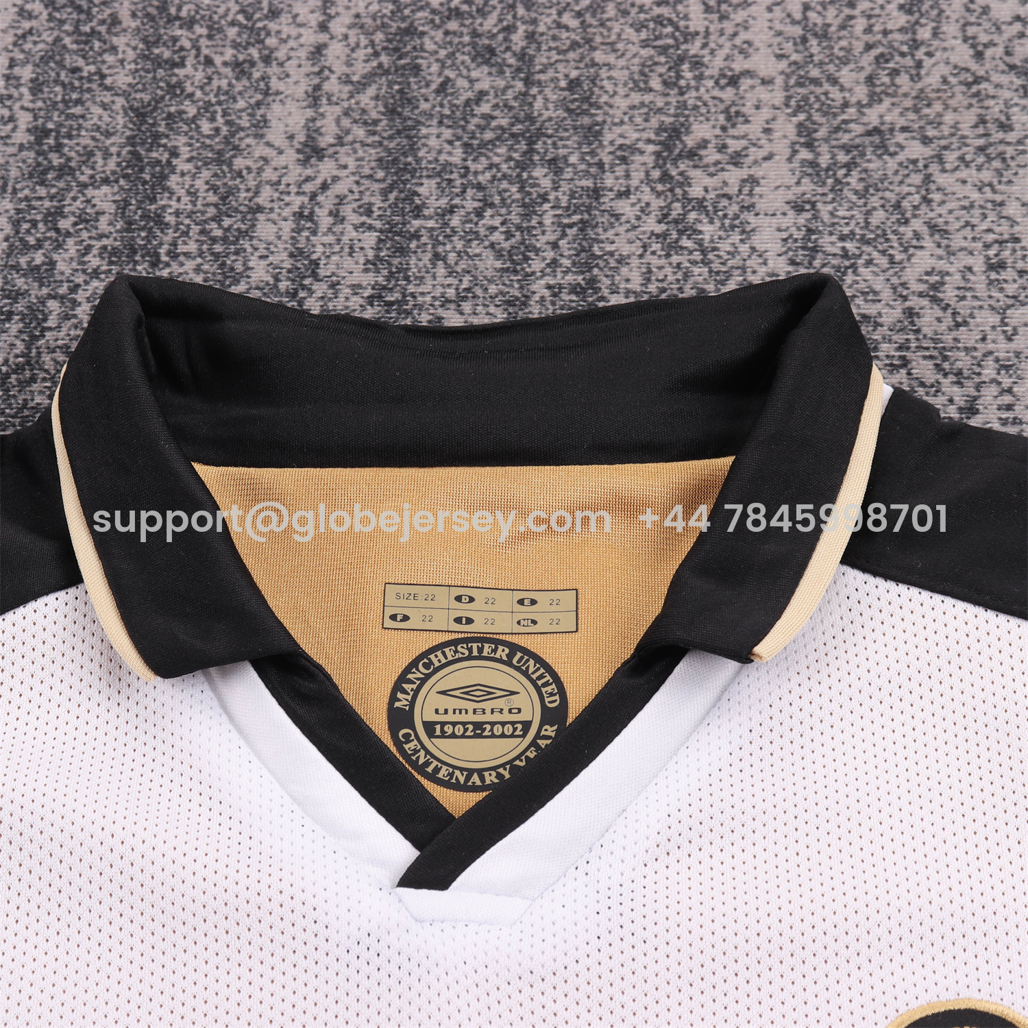 GlobeJersey-Retro Manchester United 2001-02 100th Centery Kids Kit - White