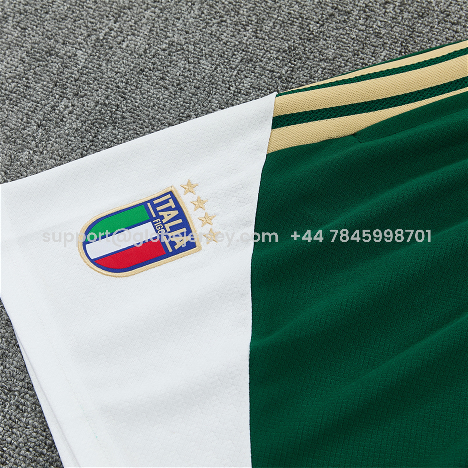 GlobeJersey-Italy 2026 Short-Sleeve Training Set - White With Green Accents Top & Green With White Pants