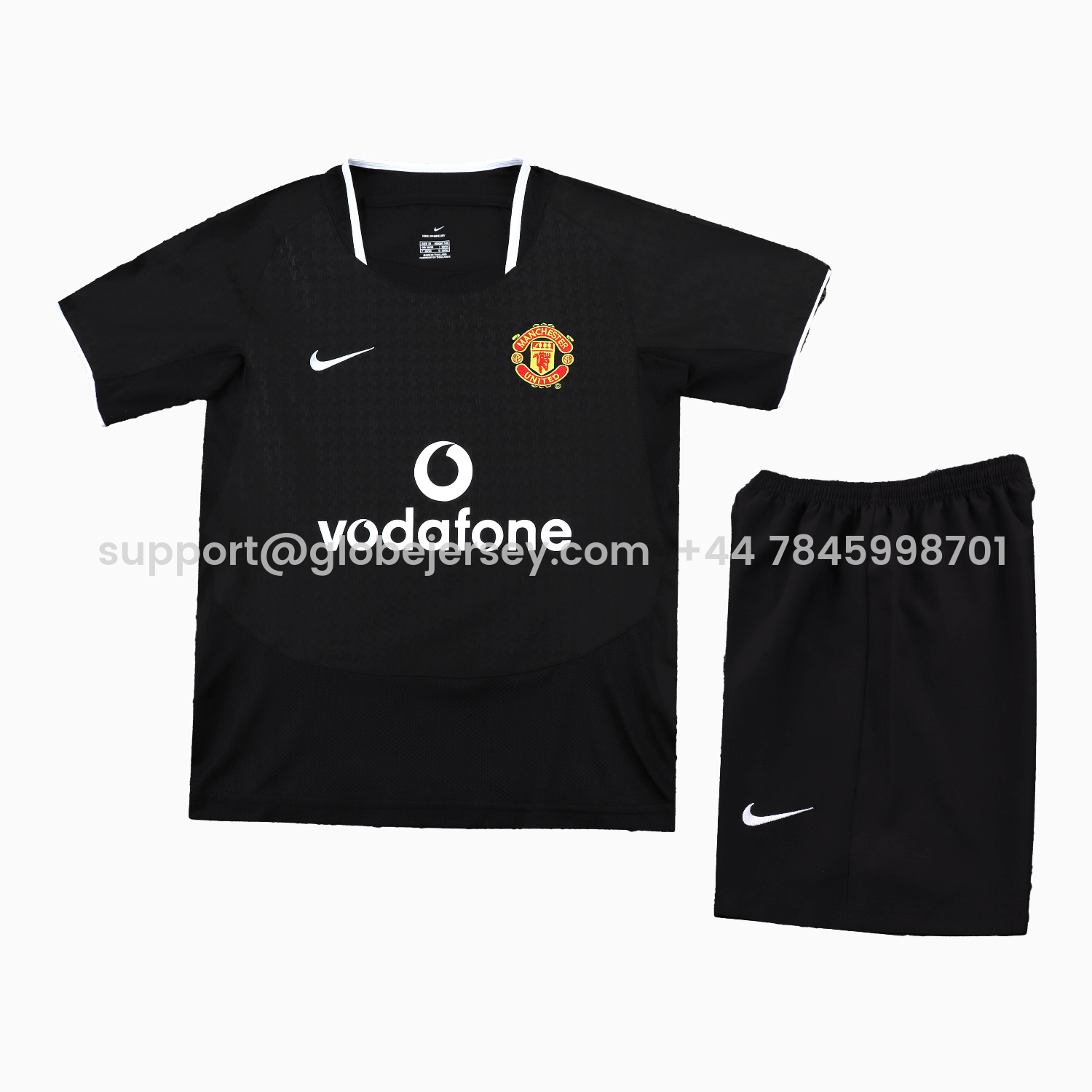 GlobeJersey-Retro Manchester United 2003-04 Away Kids Kit