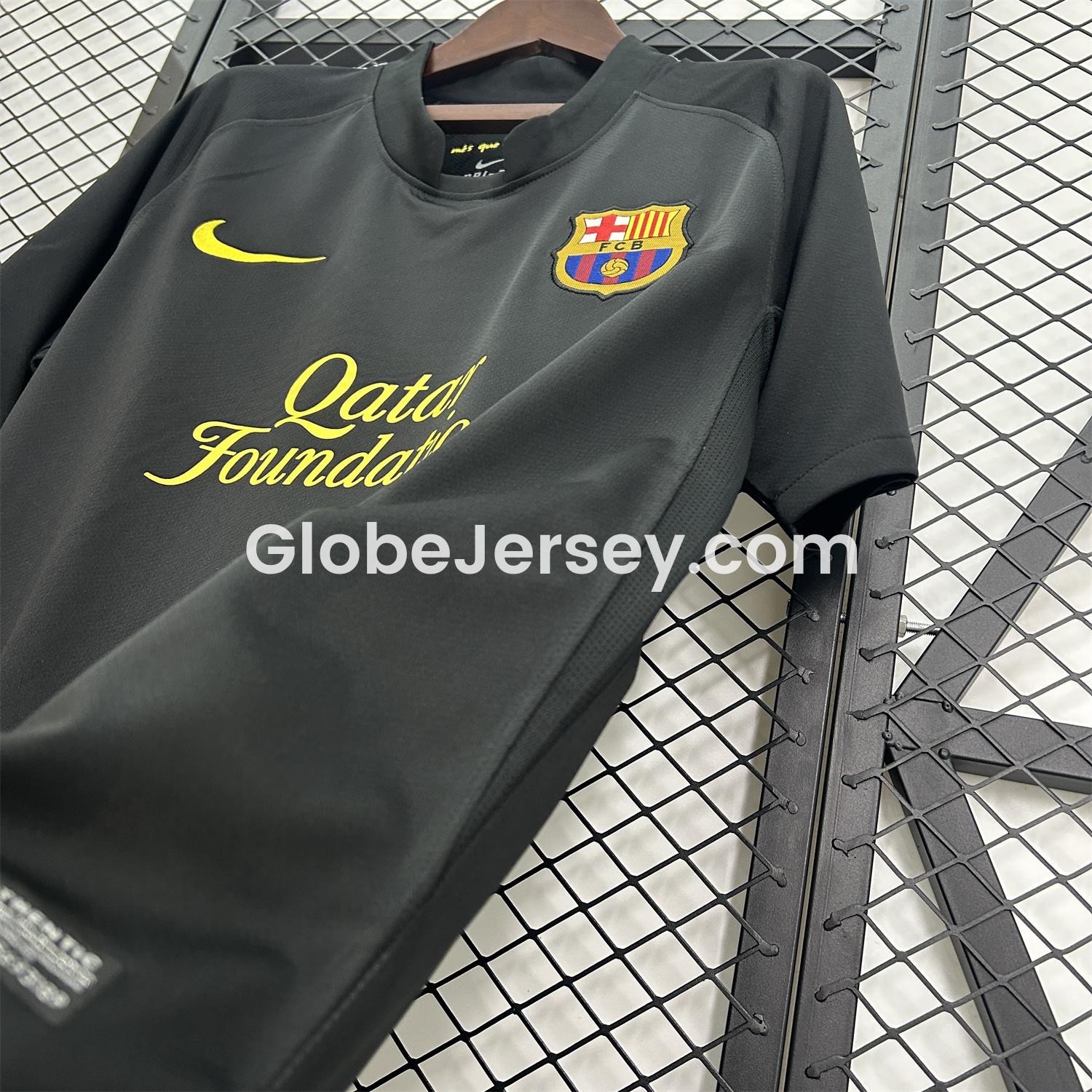 GlobeJersey-Retro Barcelona 11-12 Away Jersey