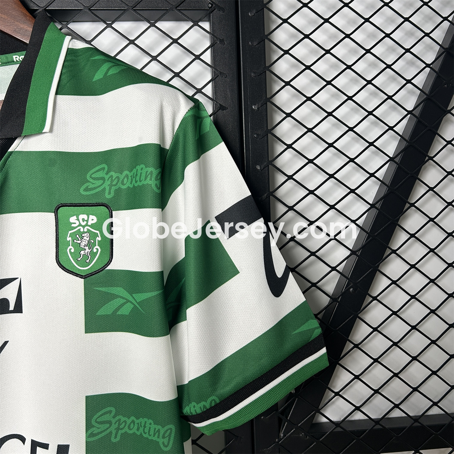 GlobeJersey-Retro Sporting CP 1999-00 Home Jersey