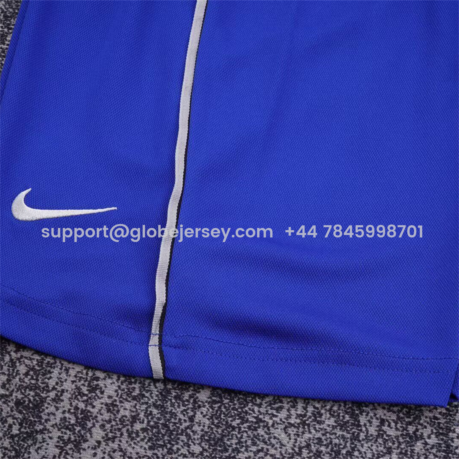 GlobeJersey-Retro Manchester United 2002-03 Third Kids Kit