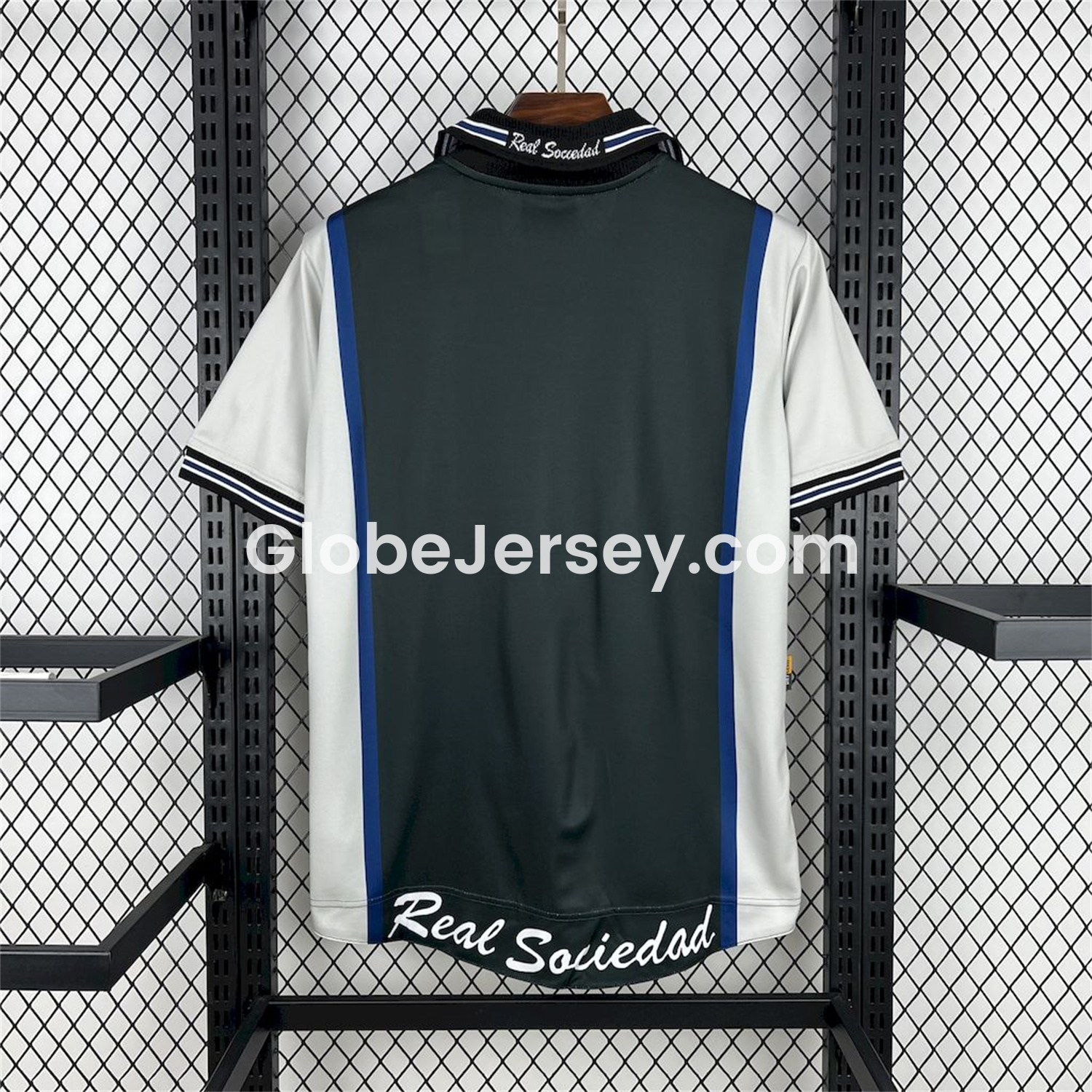 GlobeJersey-Retro Real Sociedad 2000-02 Away Jersey
