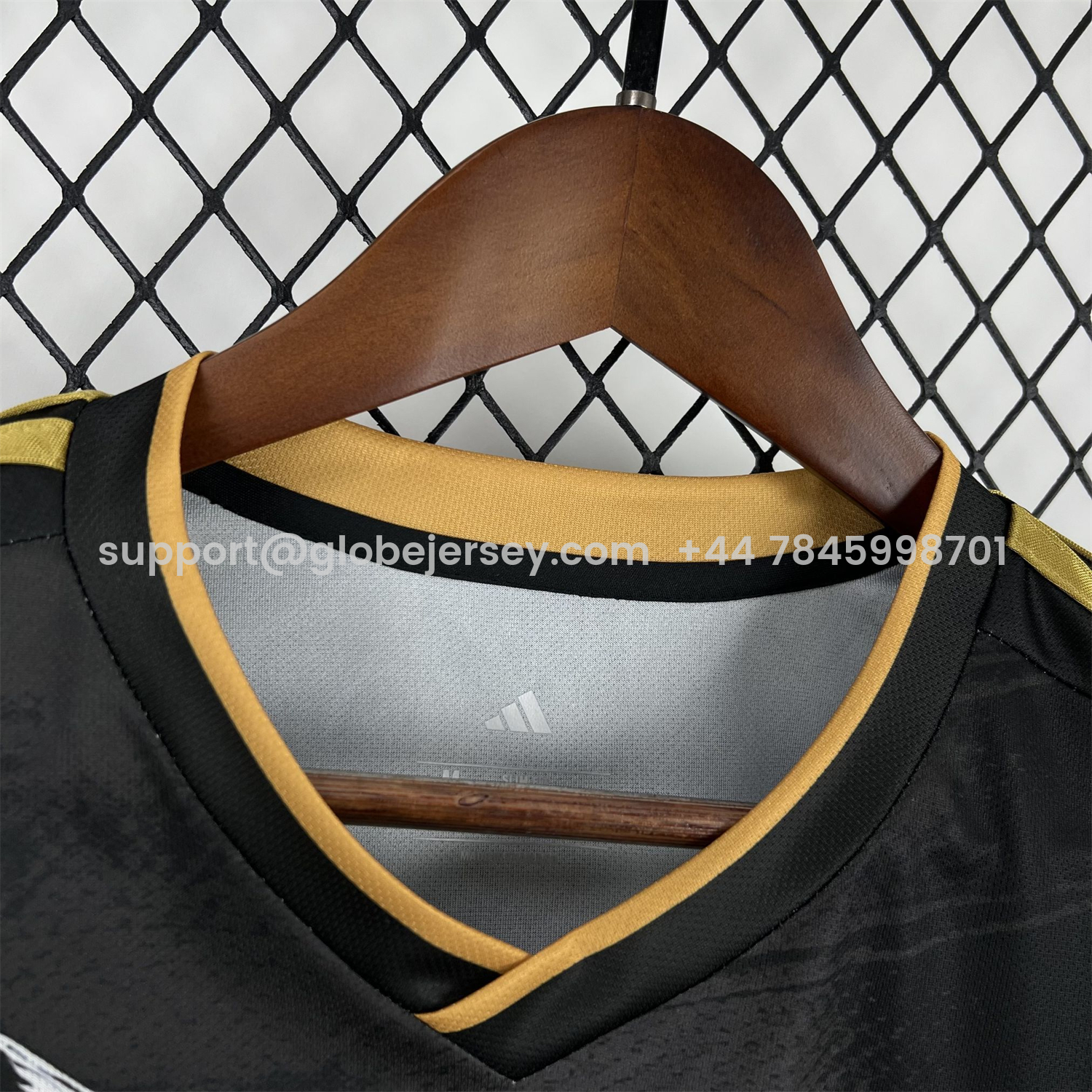 GlobeJersey-Benfica 25-26 Gold Eagle Black Special Jersey - Fans Version