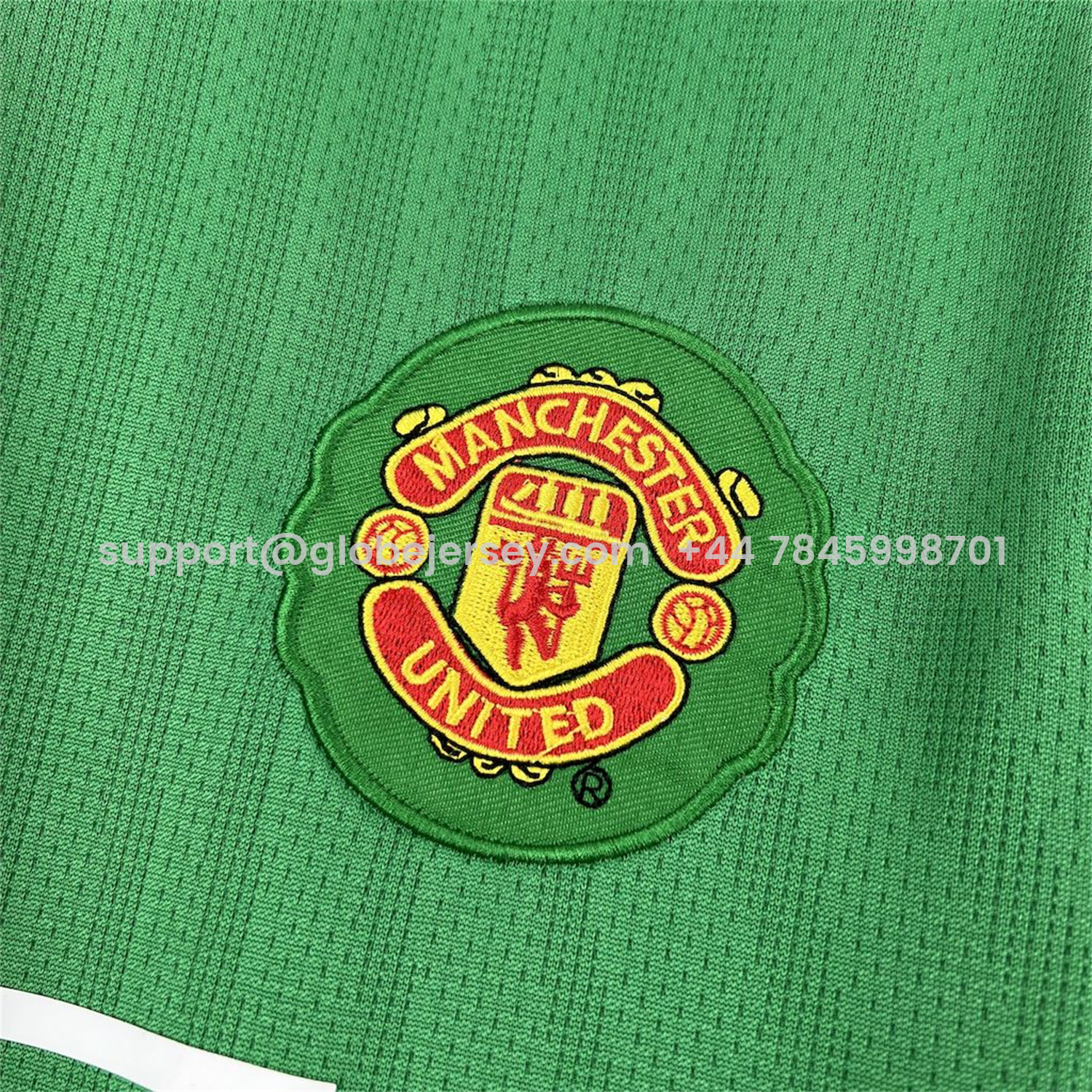 GlobeJersey-Retro Manchester United 2007-08 Green Goalkeeper Jersey