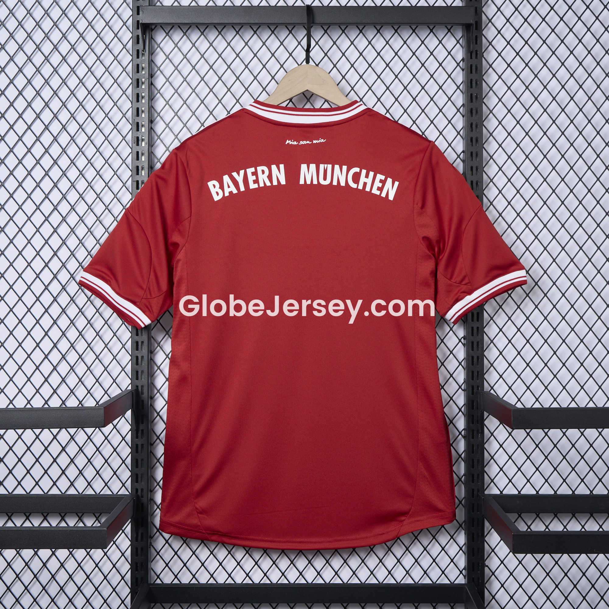 GlobeJersey-Retro Bayern Munich 13-14 Home Jersey