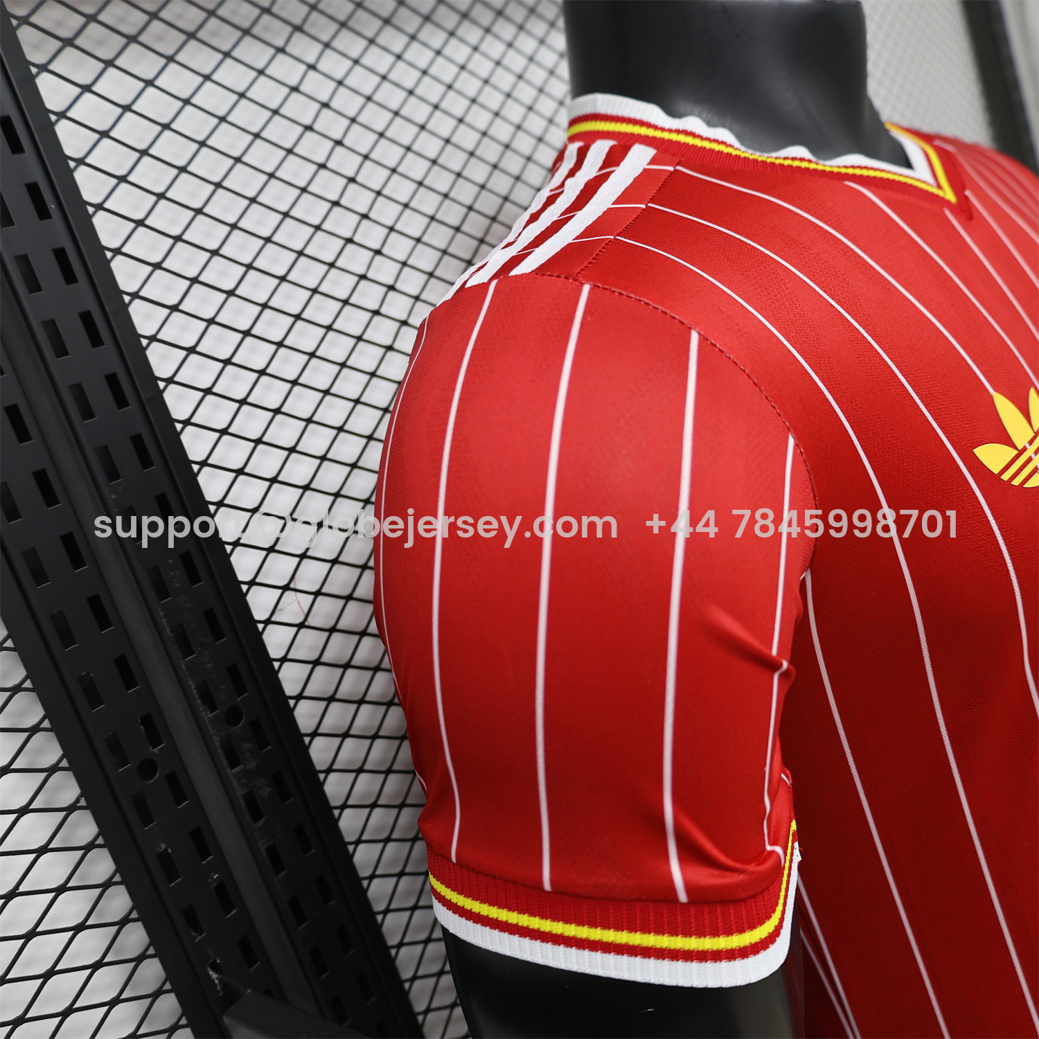 GlobeJersey-Liver.pool 26-27 Terrace Icon Retro Casual Style Red Jersey - Player Version