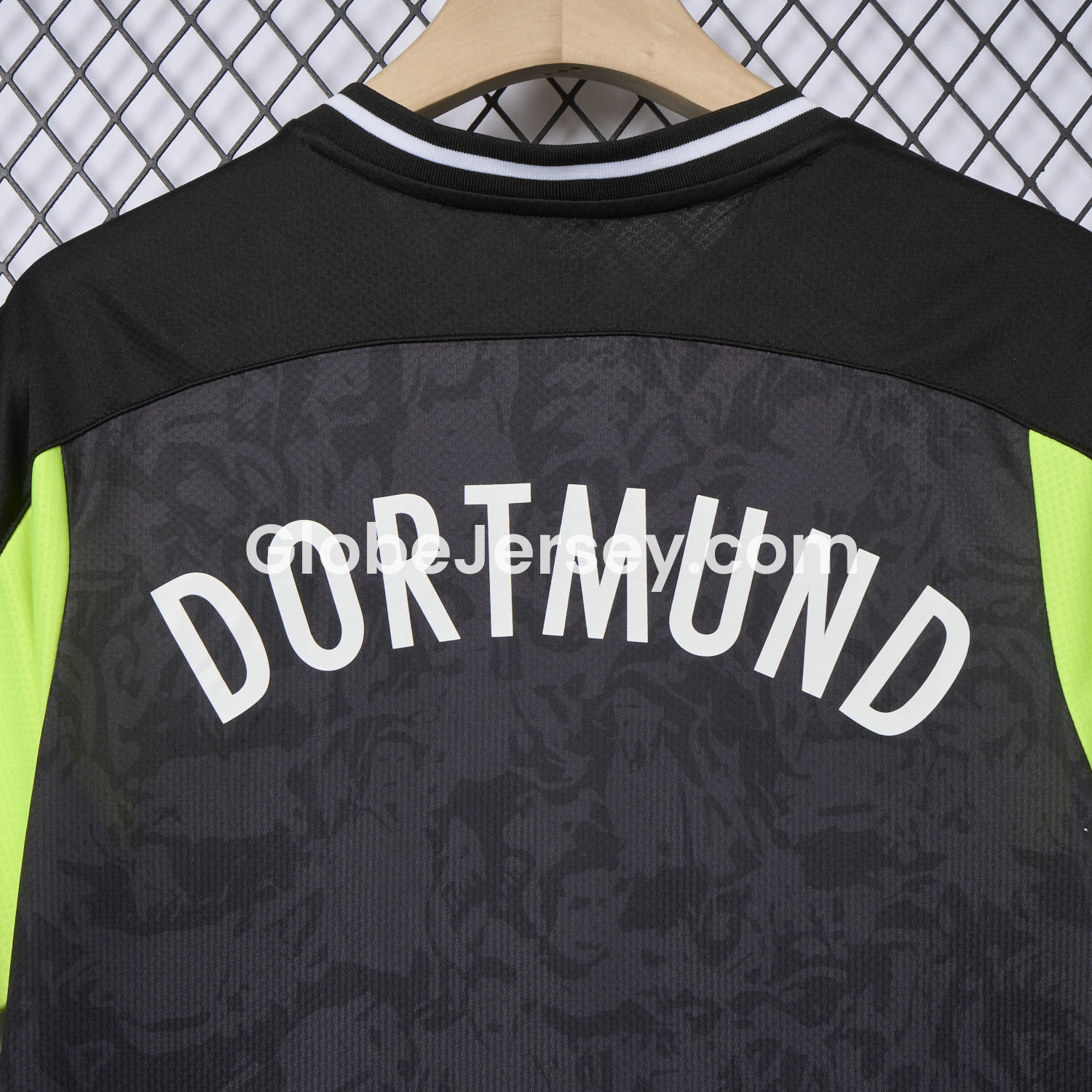 GlobeJersey-Retro Dortmund 2020-21 Black Special Edition Jersey