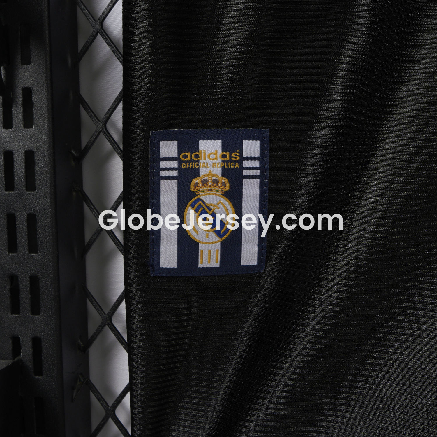 GlobeJersey-Retro Real Madrid 1999-01 Away Jersey