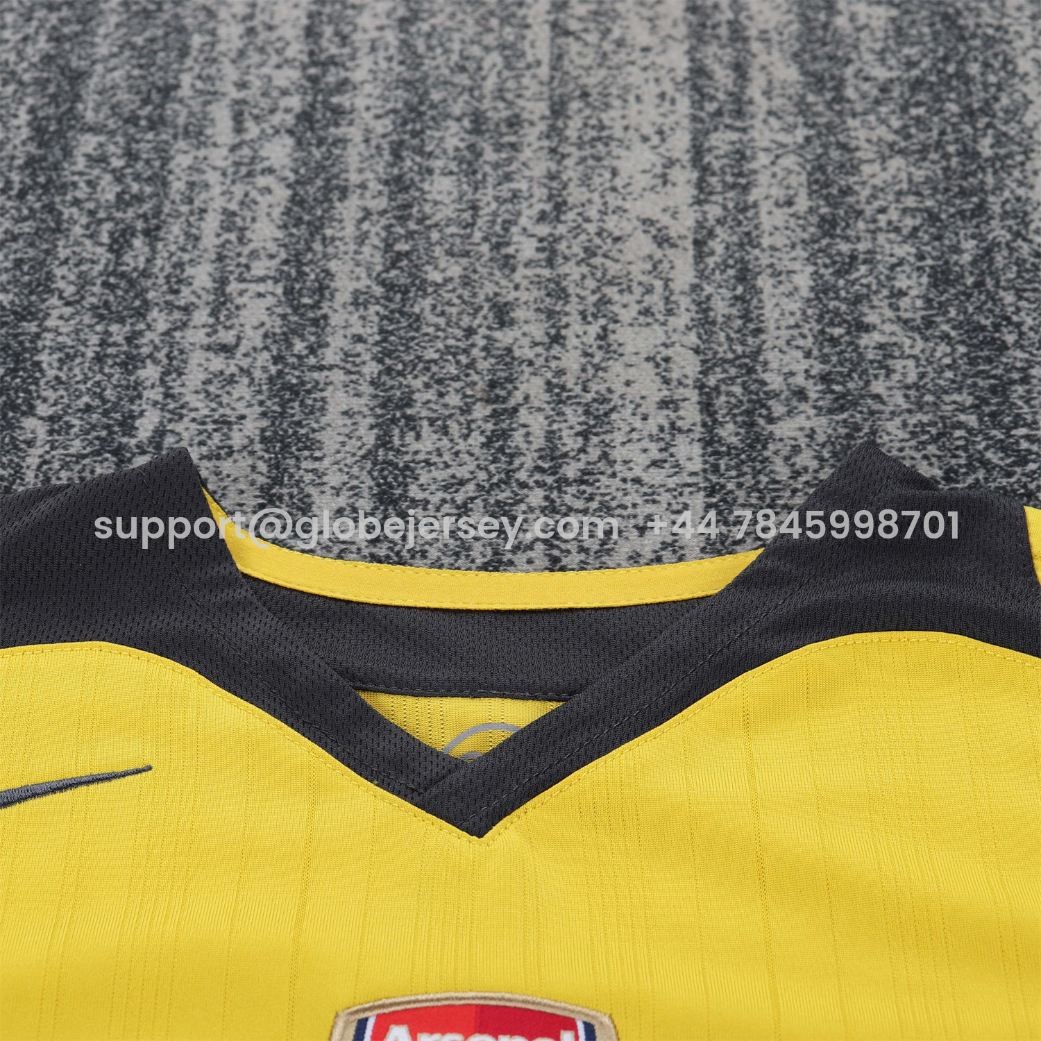 GlobeJersey-Retro Arsenal 2005-06 Away Kids Kit