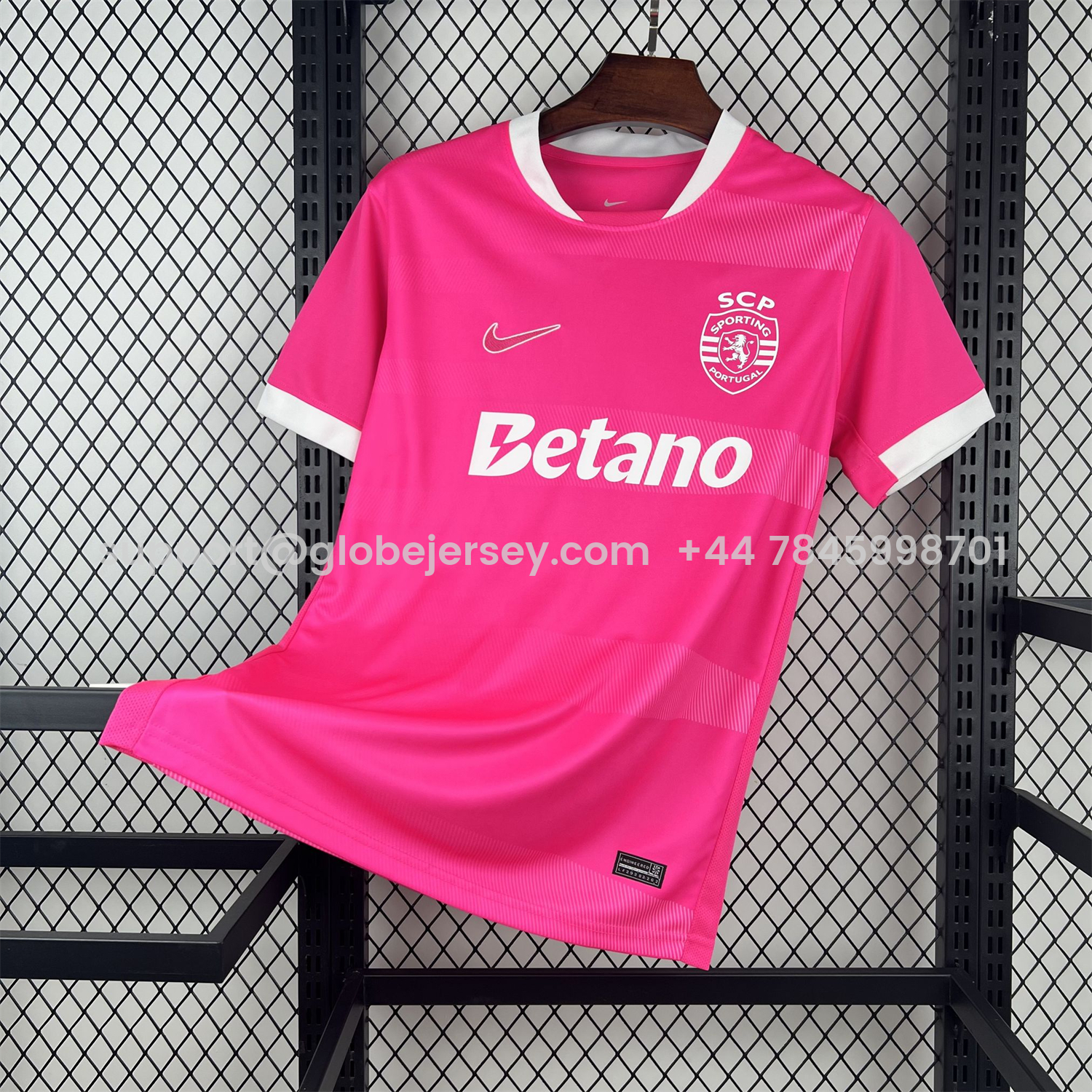 GlobeJersey-Sporting CP 26-27 Pink October Jersey - Fans Version