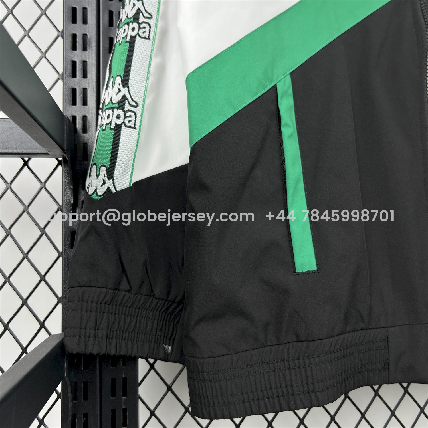 GlobeJersey-Retro Real Betis 1995-96 Black And White Windbreaker