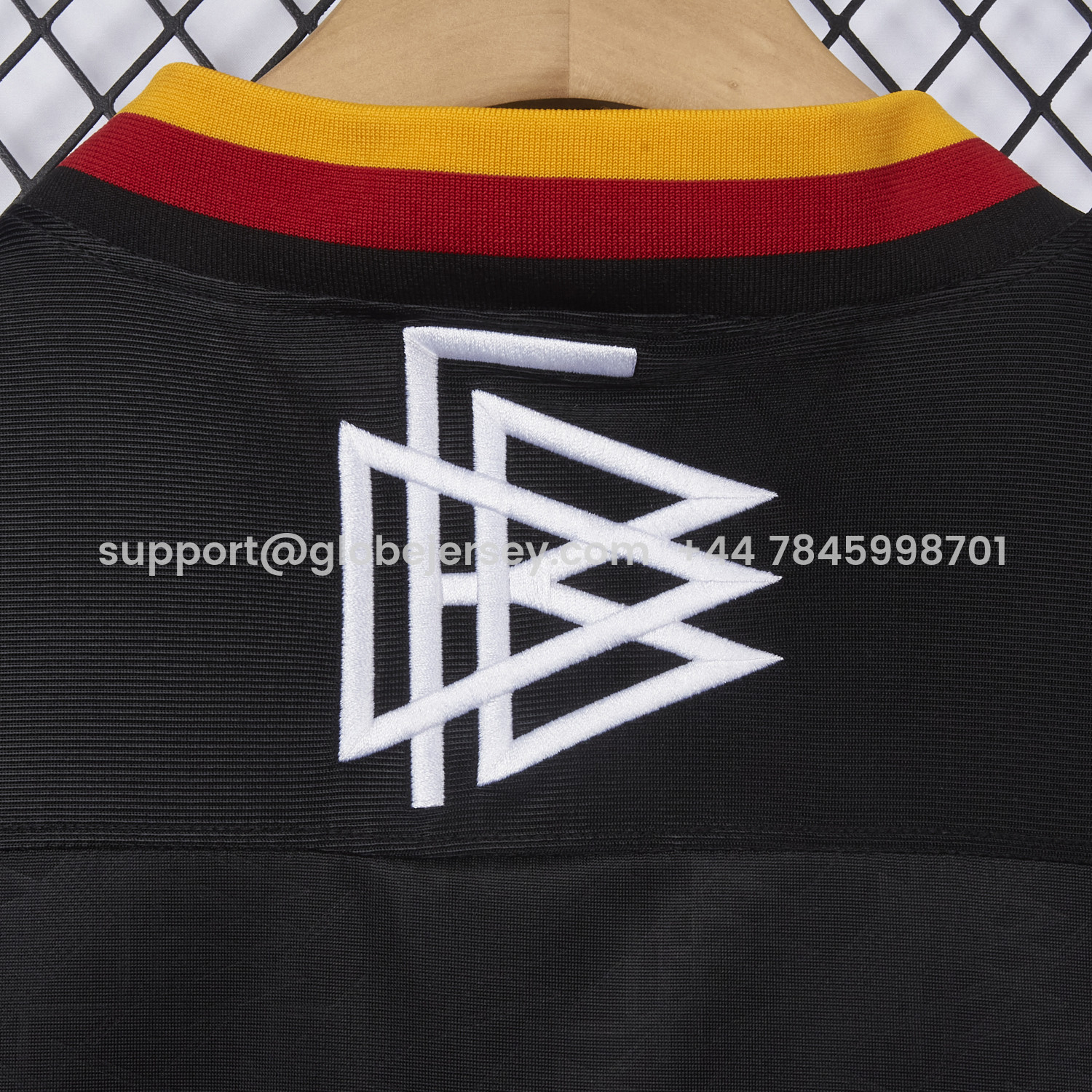 GlobeJersey-Germany 2026 Retro Style Black Jersey - Fans Version