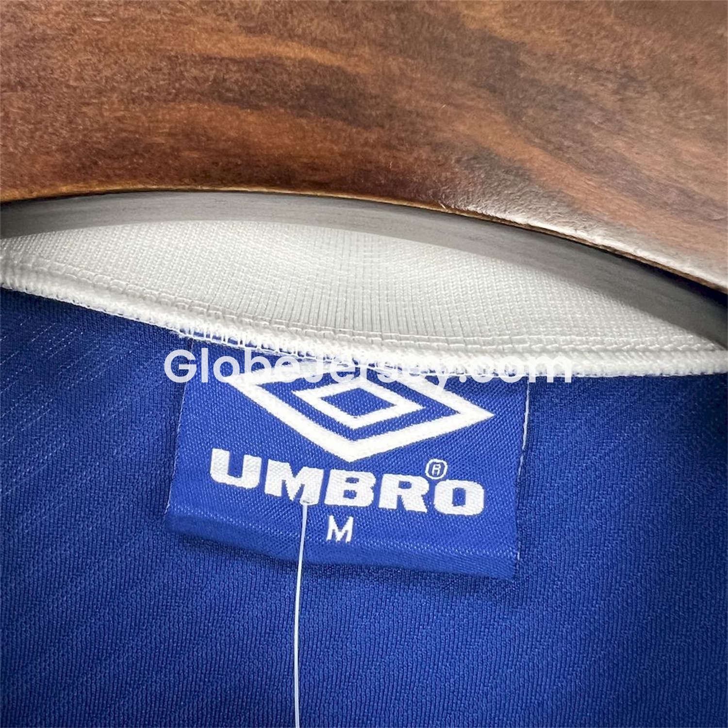 GlobeJersey-Retro Brazil 1994-96 Away Jersey