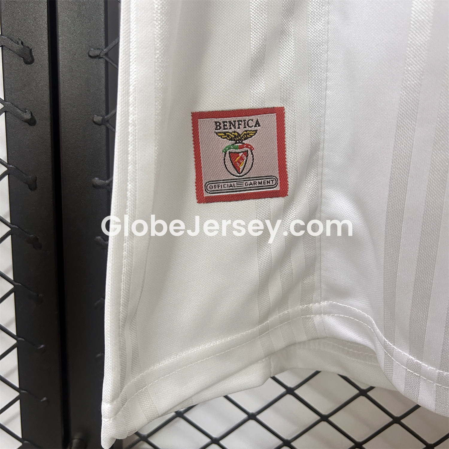 GlobeJersey-Retro Benfica 1997-99 European Away Jersey