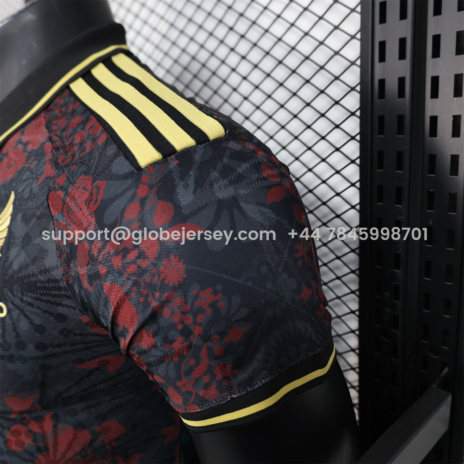 GlobeJersey-Mexico 25-26 Black Polo Jersey with Red and Green Floral Pattern - Player Version