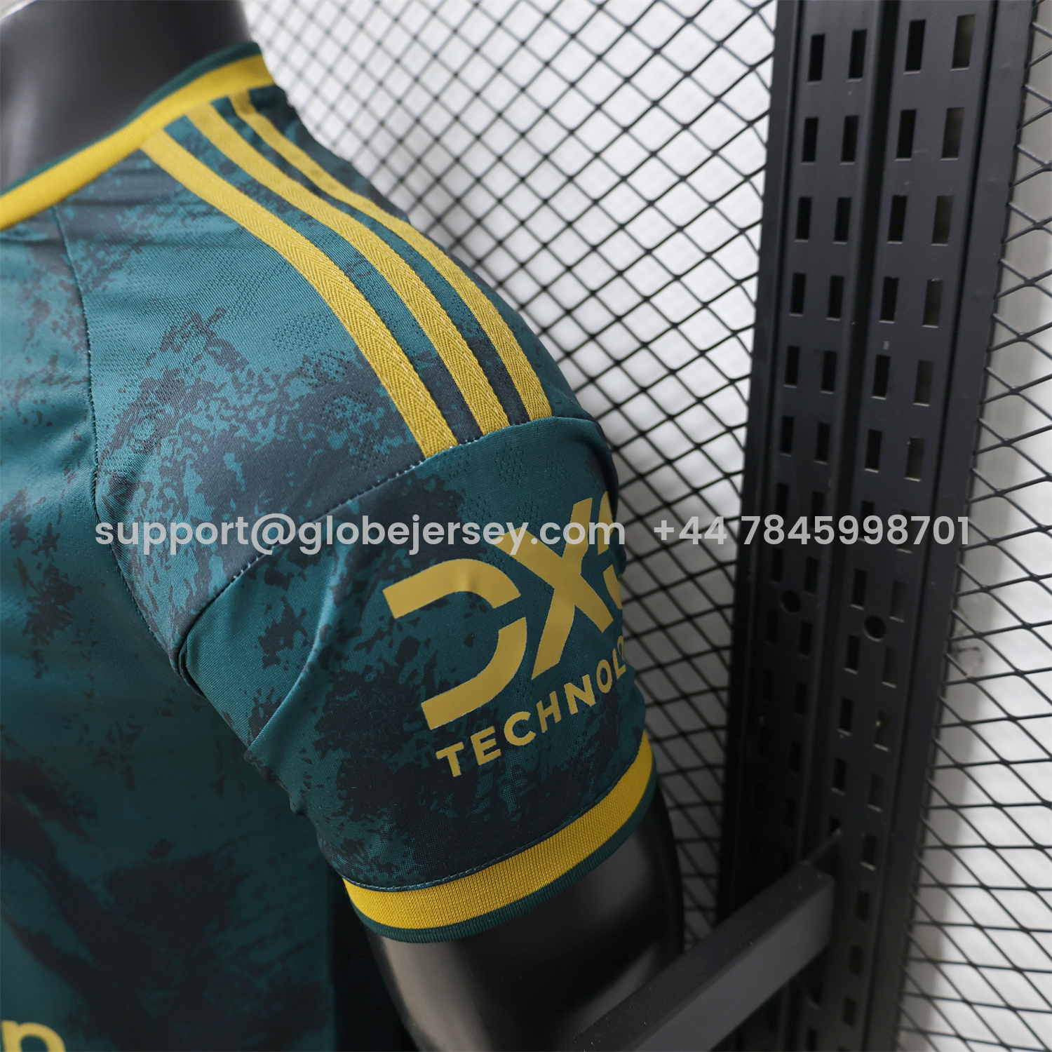 GlobeJersey-Manchester United 26-27 Devil Green Gold Special Jersey - Player Version