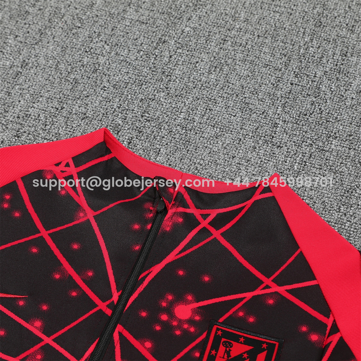GlobeJersey-Atletico Madrid 25-26 Long Sleeves Training Set - Red Top & Black Pants
