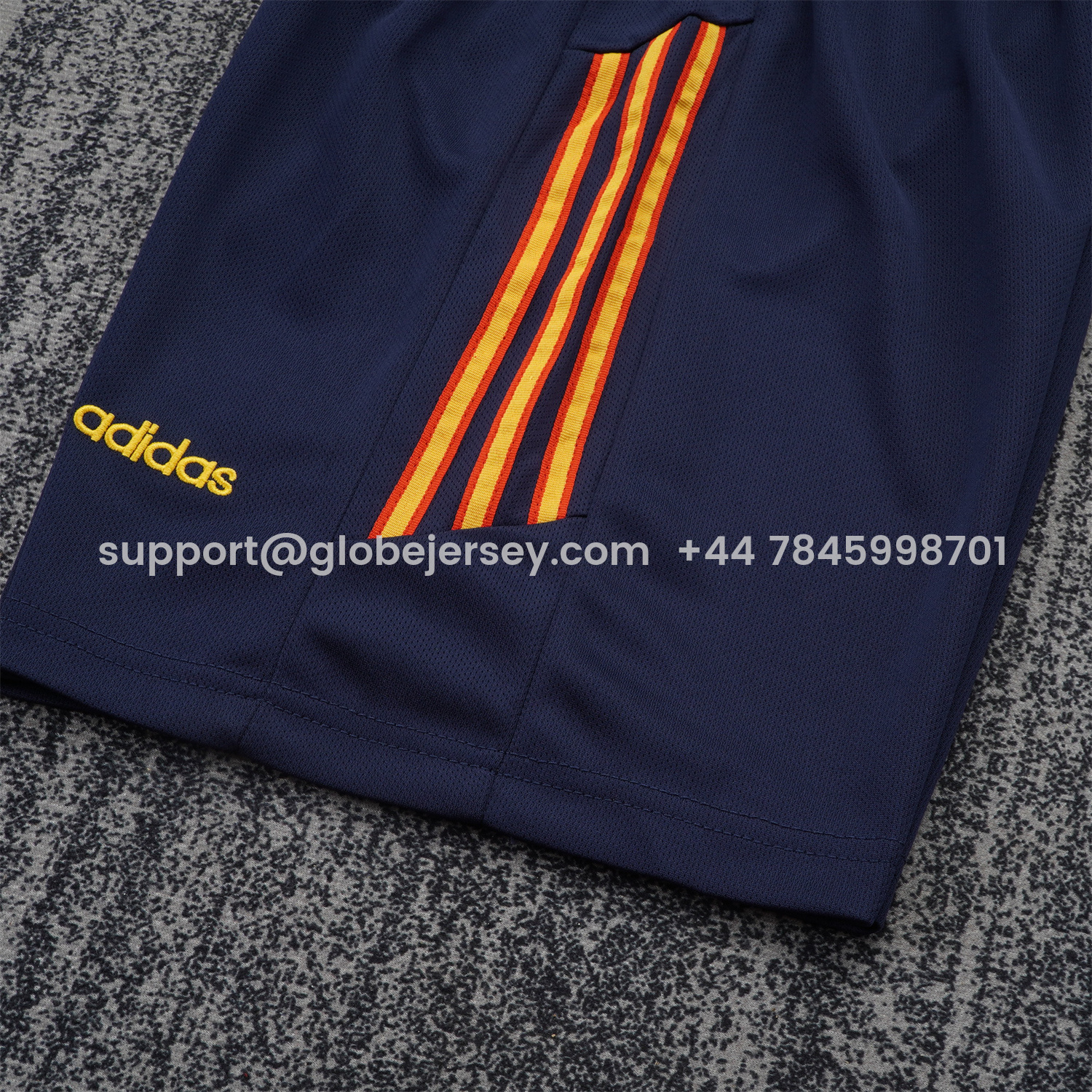 GlobeJersey-Retro Spain 1996 Away White Kids Kit
