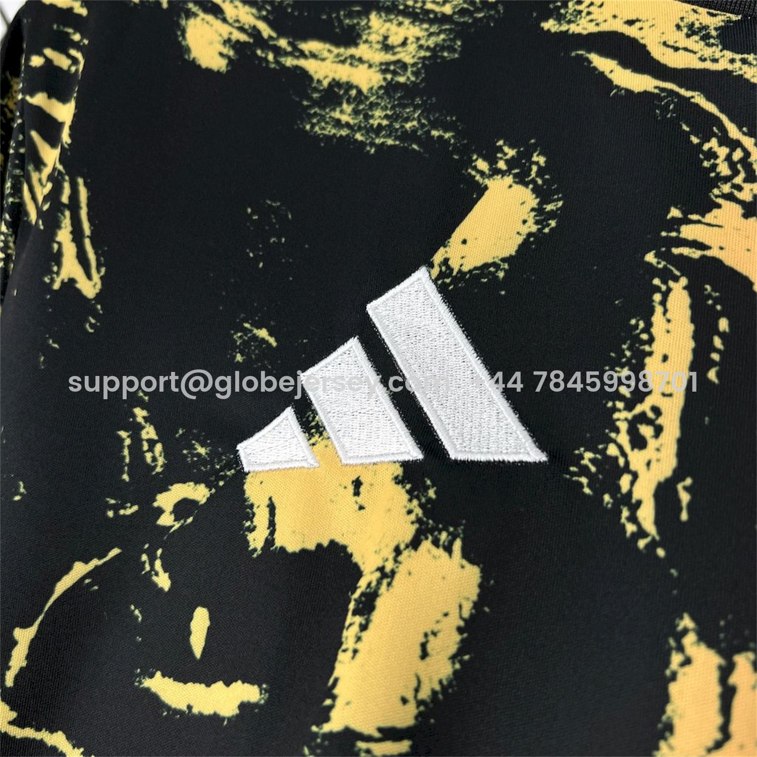 GlobeJersey-Newcastle United 25-26 Orange Red Graffiti Black Pre-Match Training Jersey - Fans Version