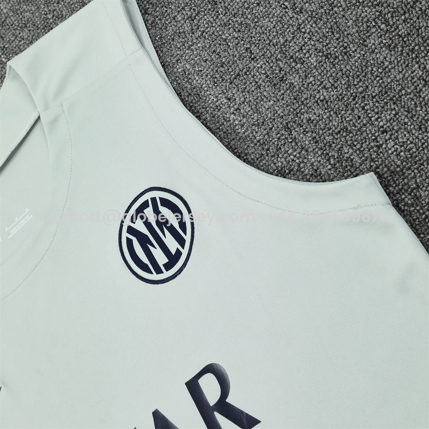 GlobeJersey-Inter Milan 25-26 Vest Training Set - White Vest & Blue Shorts