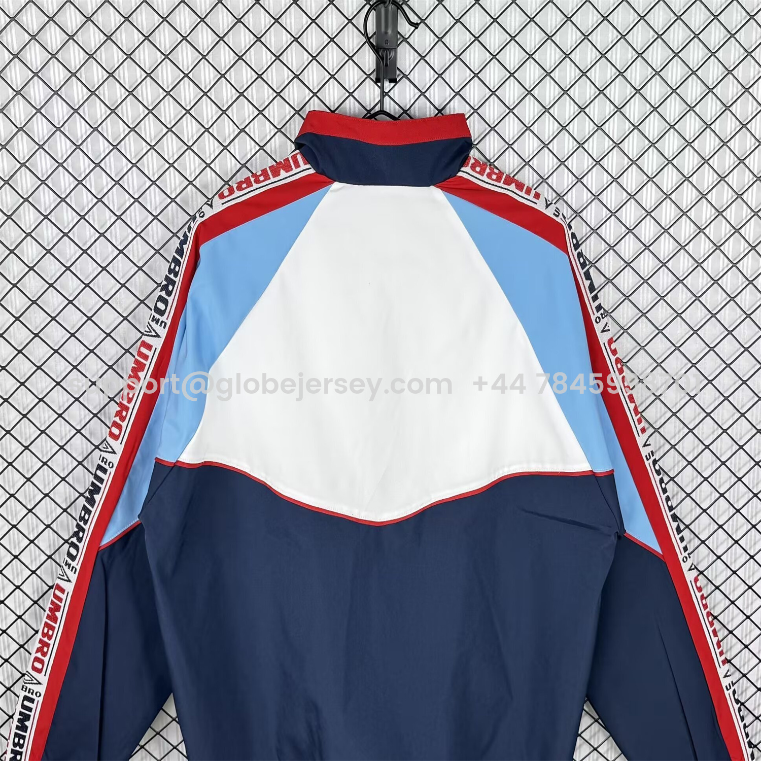 GlobeJersey-Retro Celta Vigo 1998-99 Windbreaker Jacket - White And Blue