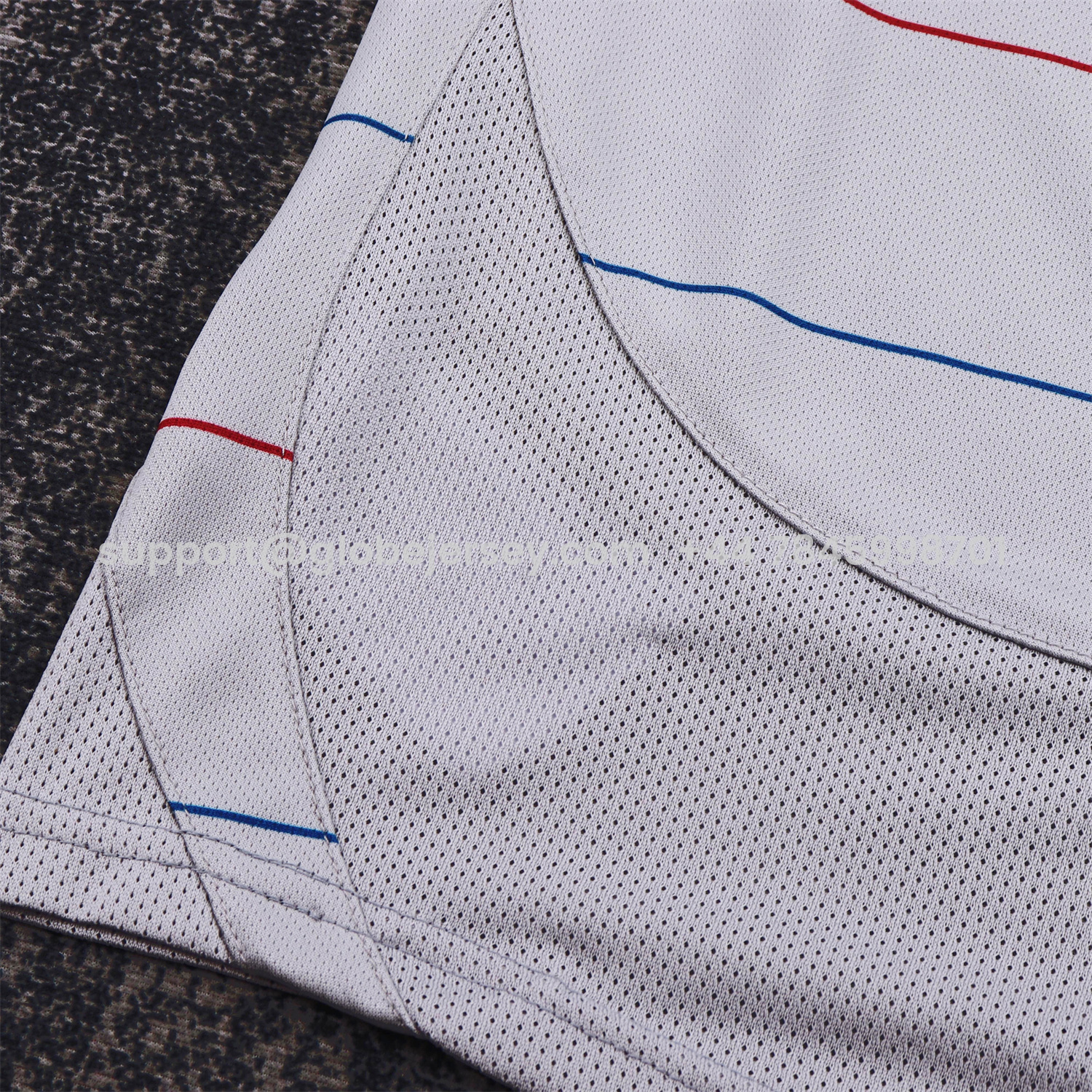 GlobeJersey-Retro Barcelona 2003-04 Away Kids Kit