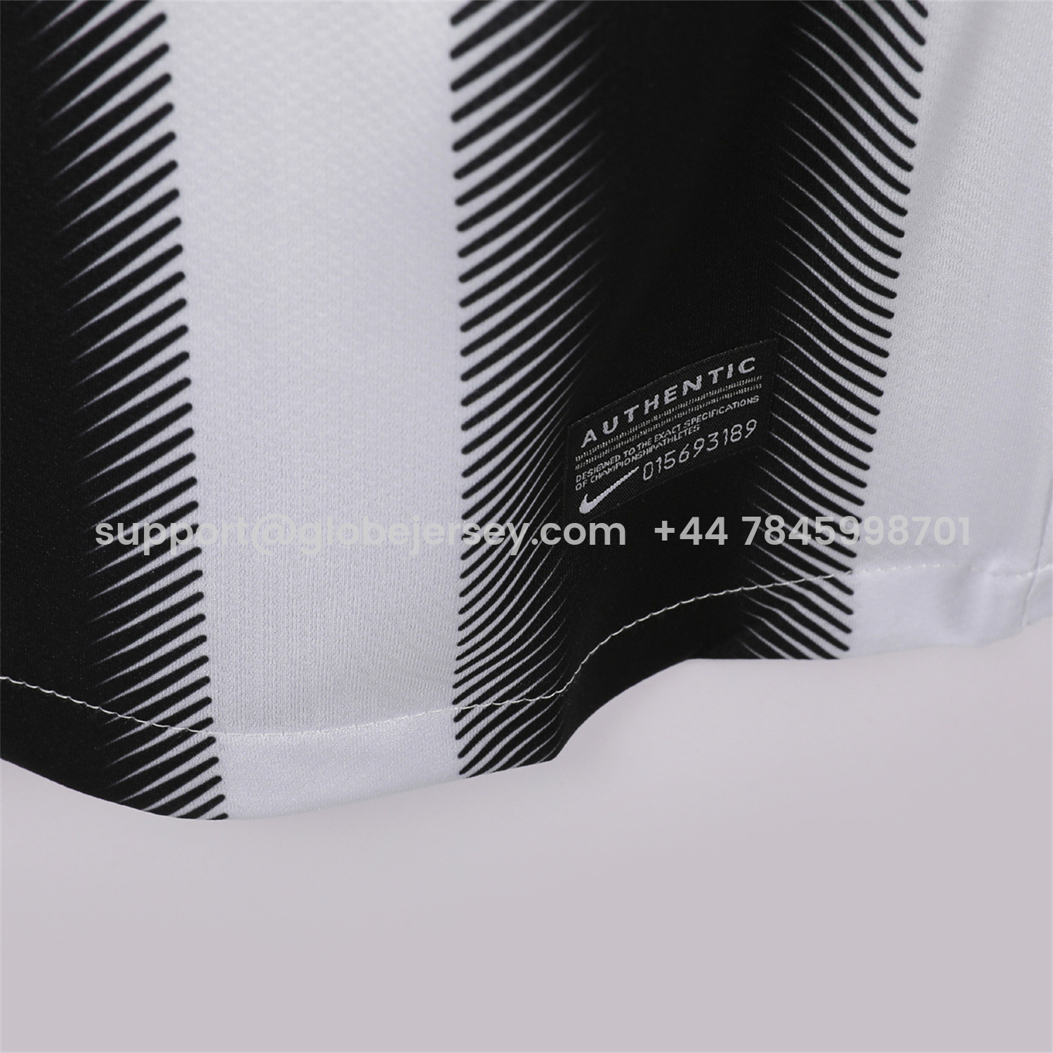 GlobeJersey-Retro Juventus 2011-12 Home Jersey