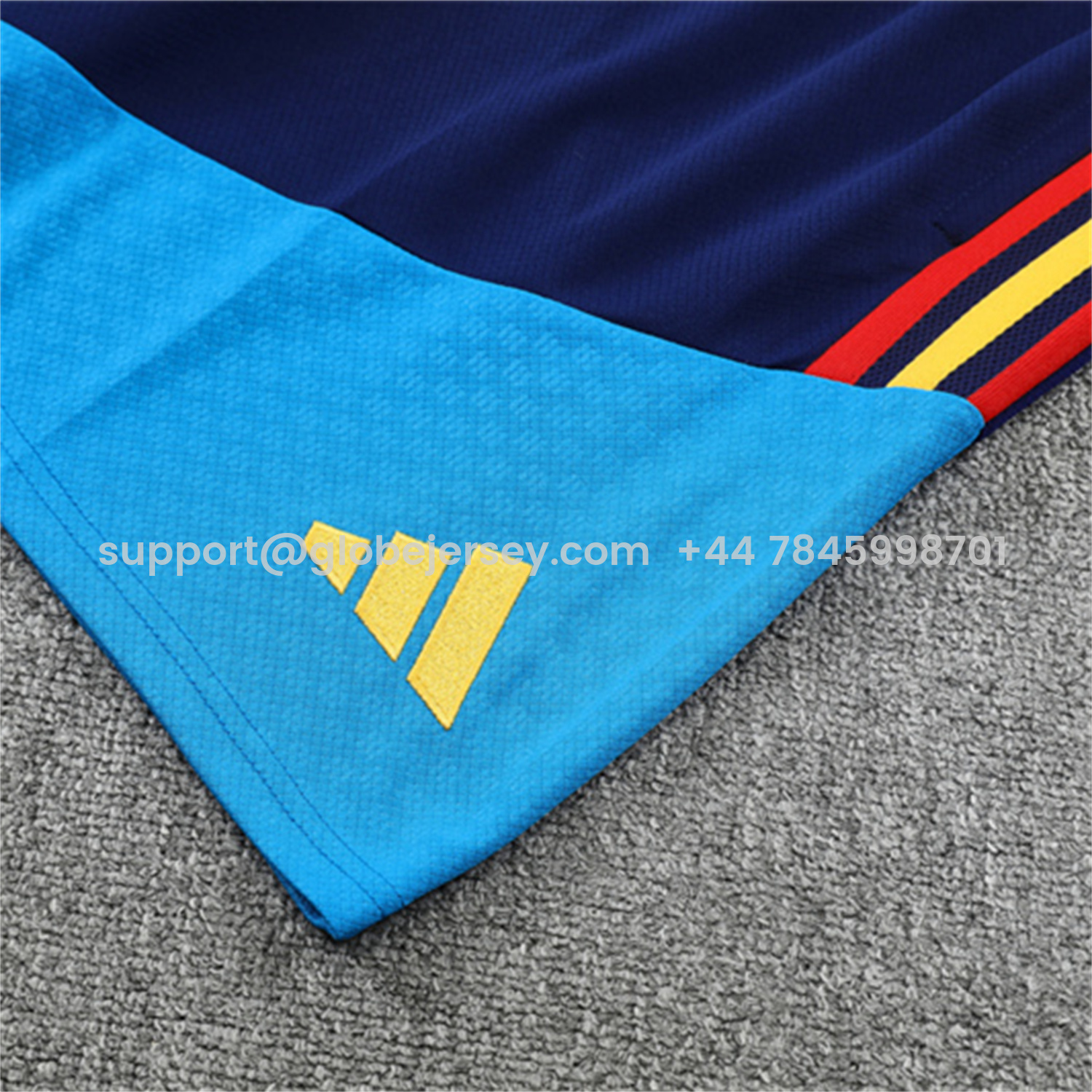 GlobeJersey-Spain 2026 Short-Sleeve Training Set - Lake Blue Top & Shorts