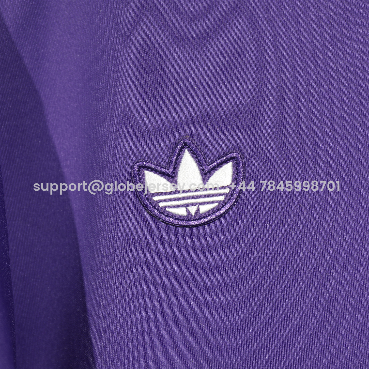 GlobeJersey-Real Madrid 25-26 White Lines Training Set - Purple Top and Purple Pants