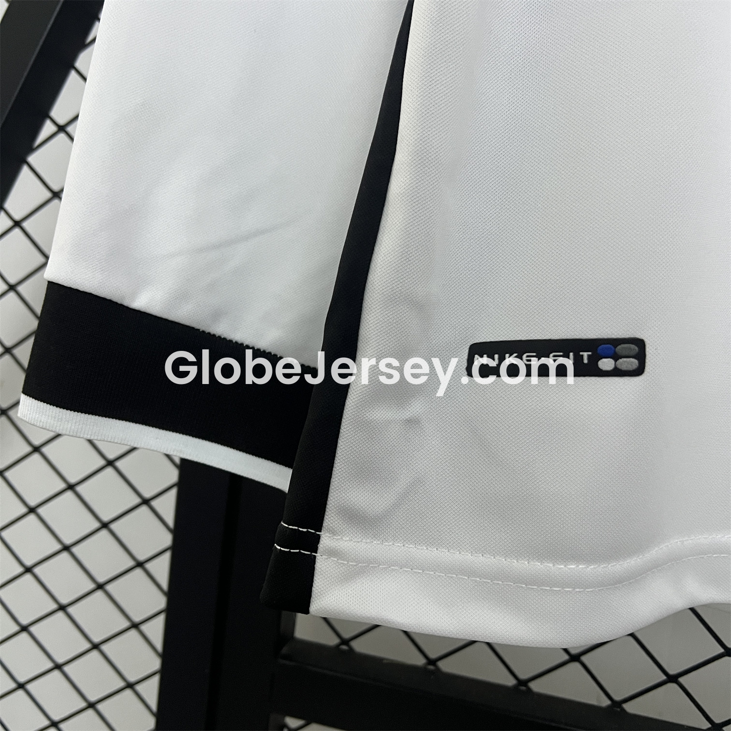 GlobeJersey-Retro Colo Colo 1998-99 Home Long Sleeves Jersey