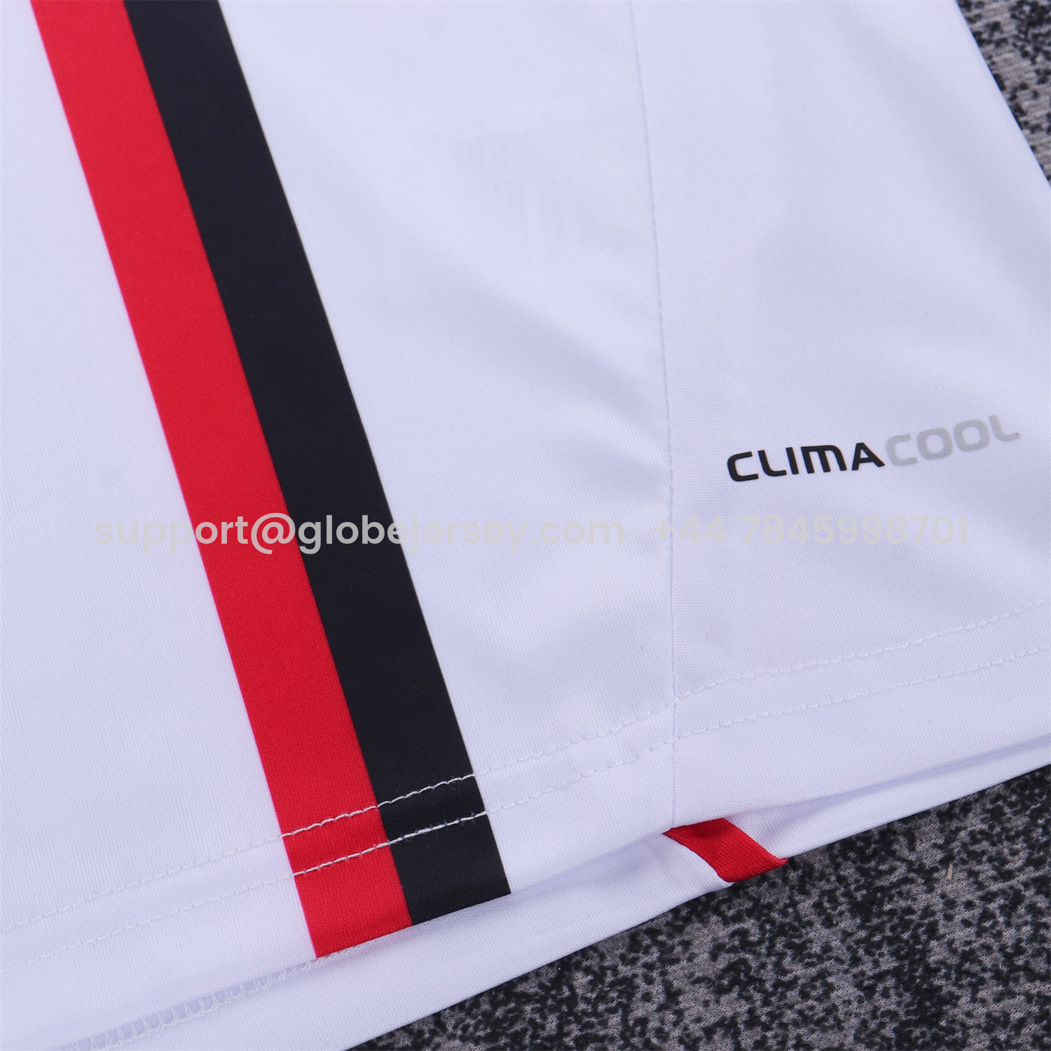 GlobeJersey-Retro AC Milan 2011-12 Away Kids Kit