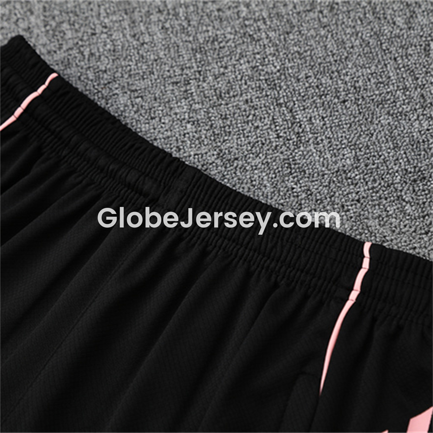 GlobeJersey-Real Madrid 25-26 Kid Short-Sleeve Training Set - Pink Black Top & Black Shorts