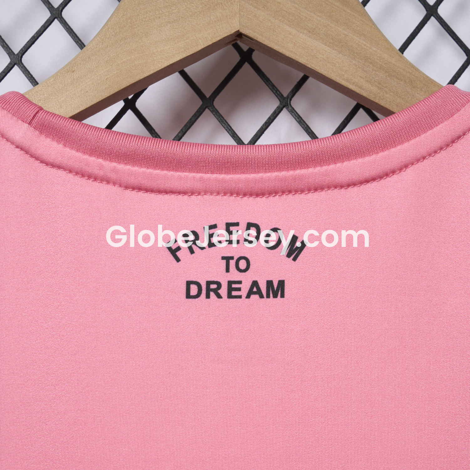 GlobeJersey-Women's INT M.A.M 25-26 Home Yoga Vest