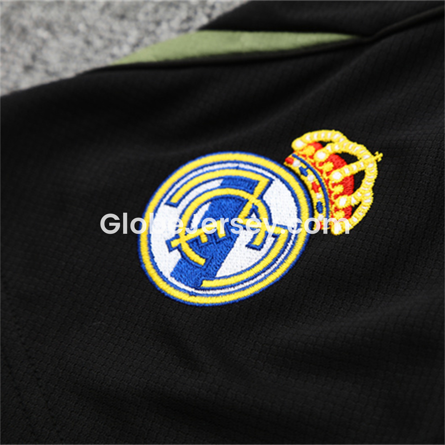 GlobeJersey-Real Madrid 25-26 Short-Sleeve Training Set - Green Black Top & Black Shorts