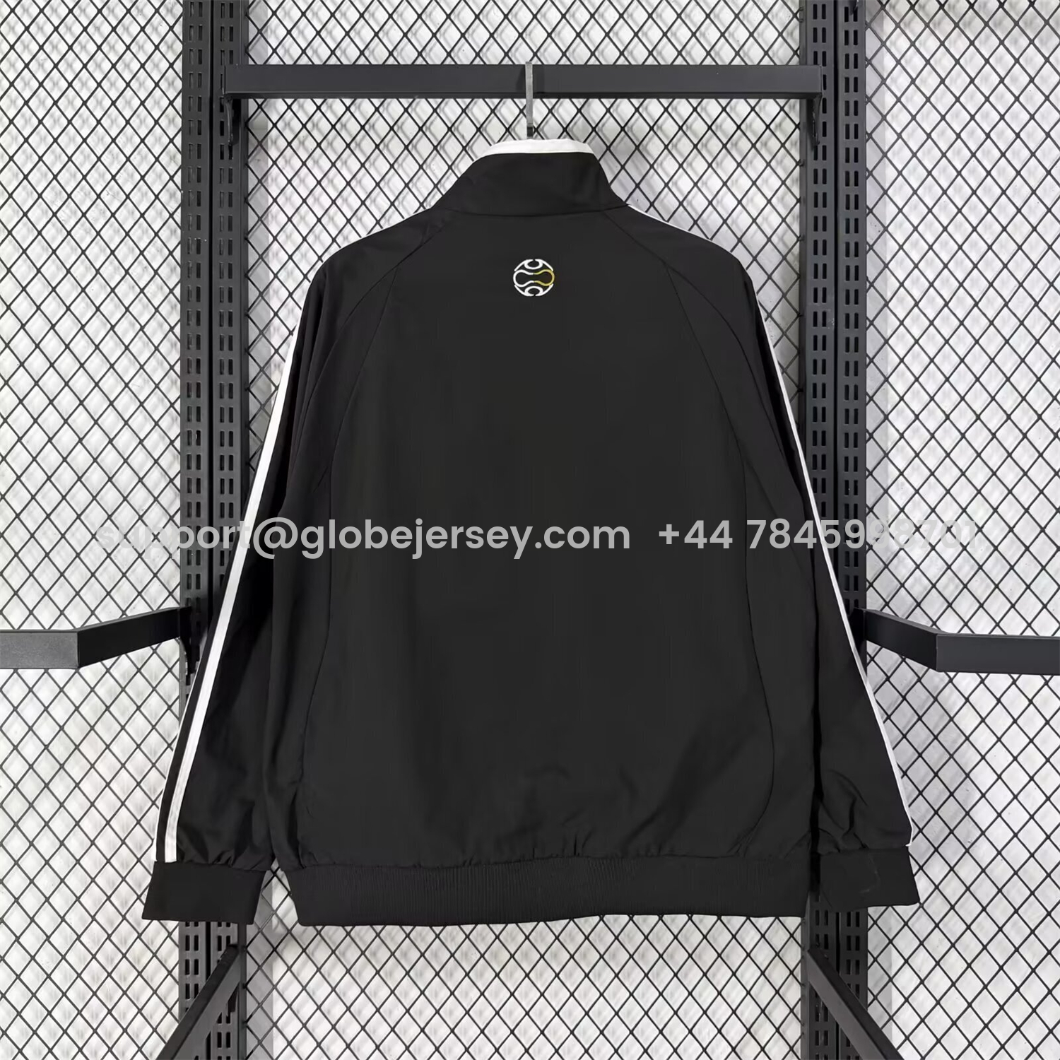 GlobeJersey-Retro Real Madrid 2006-07 Home Windbreaker Jacket - Black And Yellow