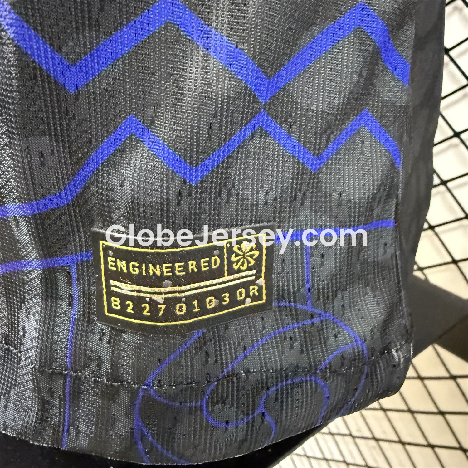 GlobeJersey-Barcelona 25-26 Fluorescent Team Logo Lines Black Jersey - Player Version