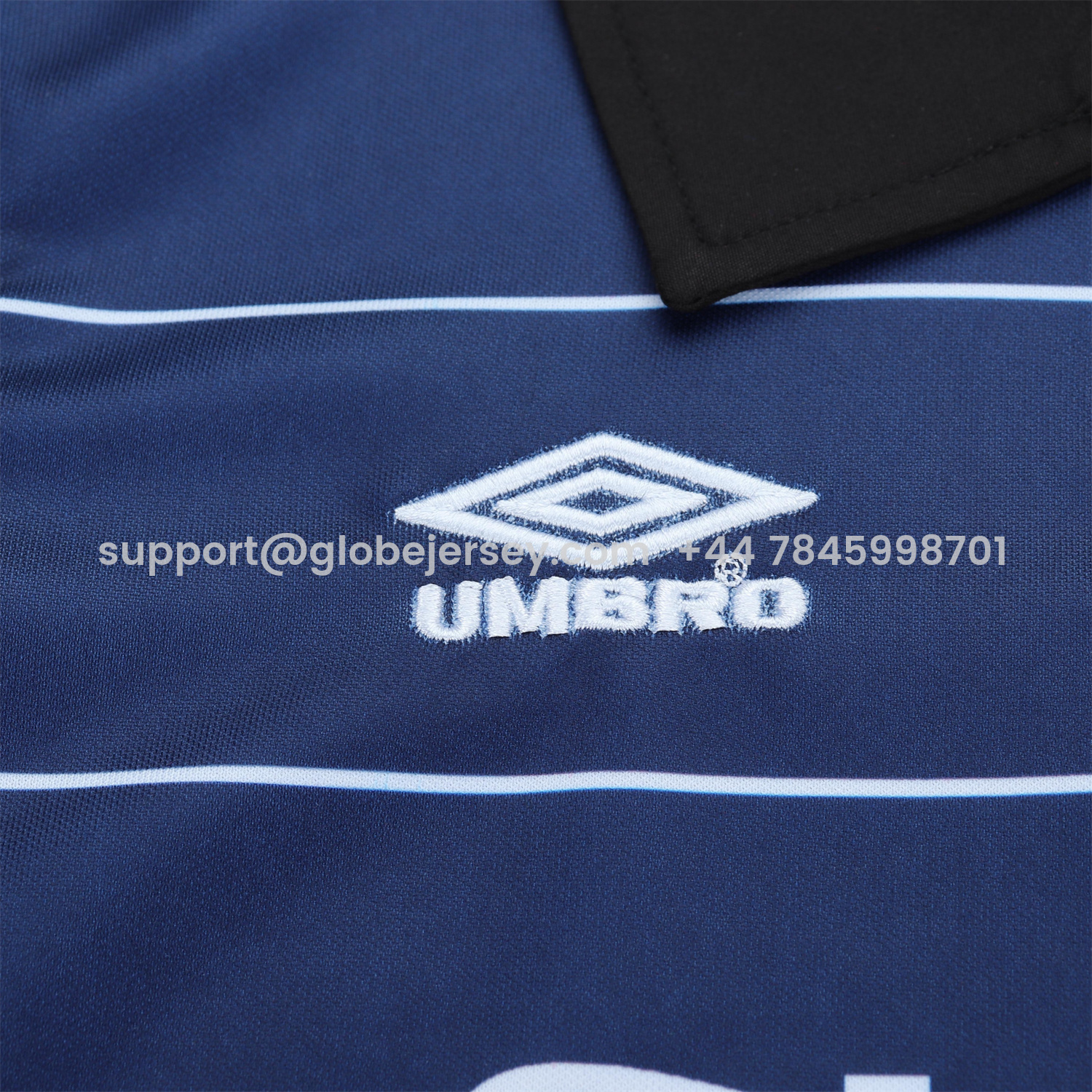 GlobeJersey-Retro Manchester United 1999-00 Away Kids Kit