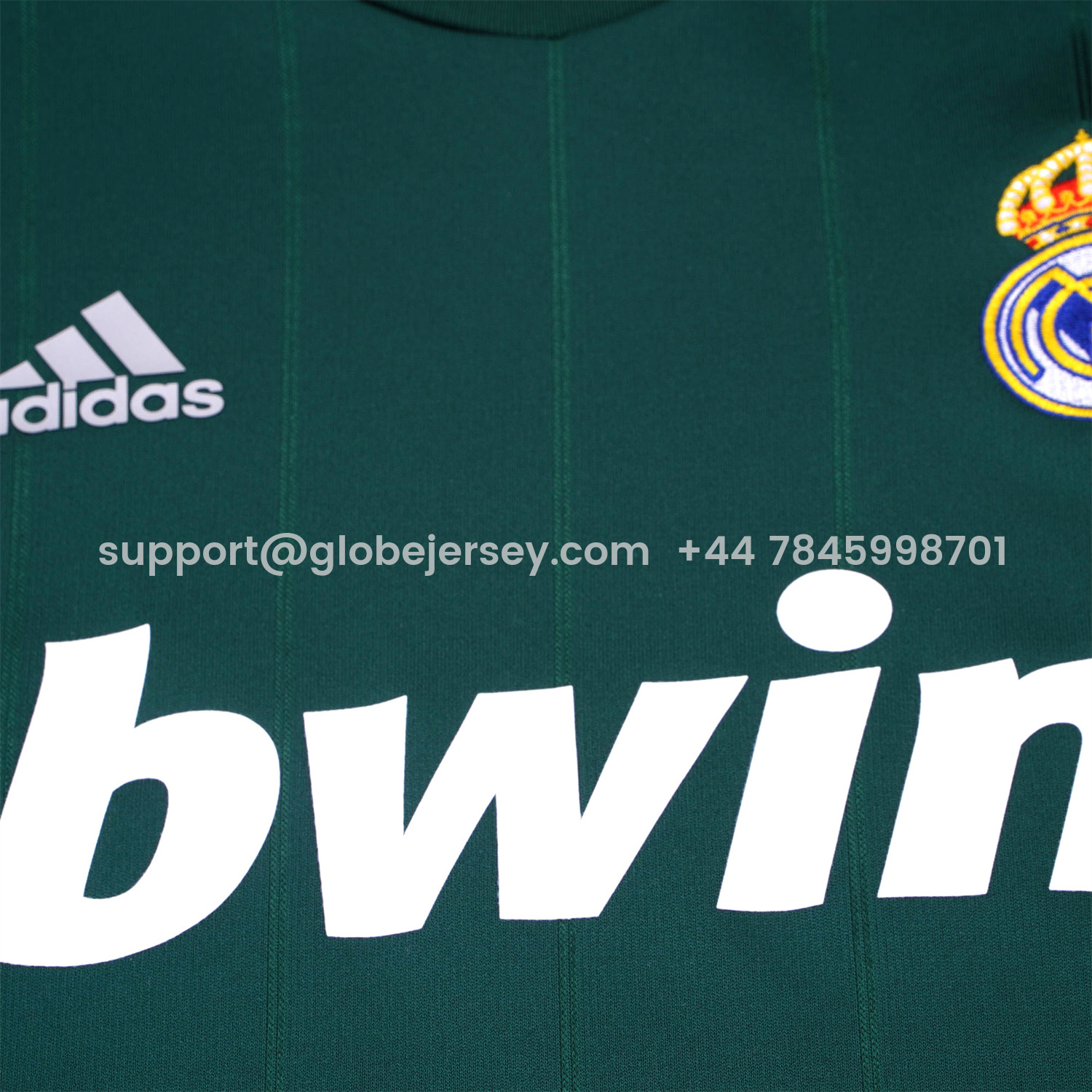 GlobeJersey-Retro Real Madrid 2012-13 Third Kids Kit