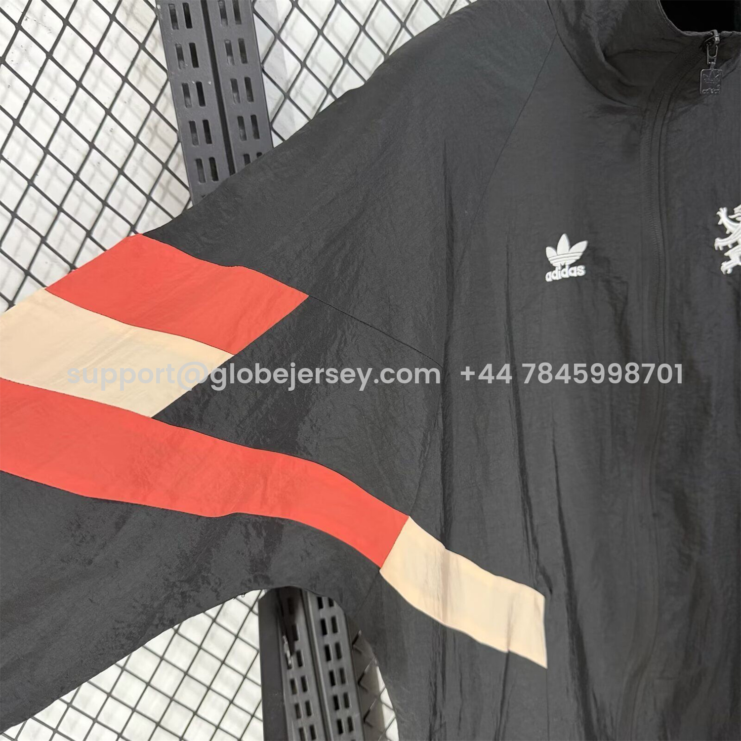 GlobeJersey-Lyon 25-26 Training Windbreaker Jacket - Black