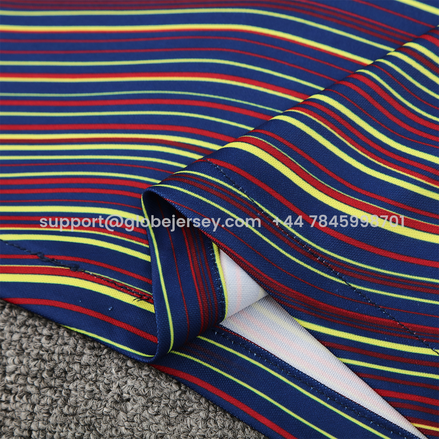 GlobeJersey-Barcelona 25-26 Short-Sleeve Training Set - Colors Top & Dark Blue With Pink Accents Pants
