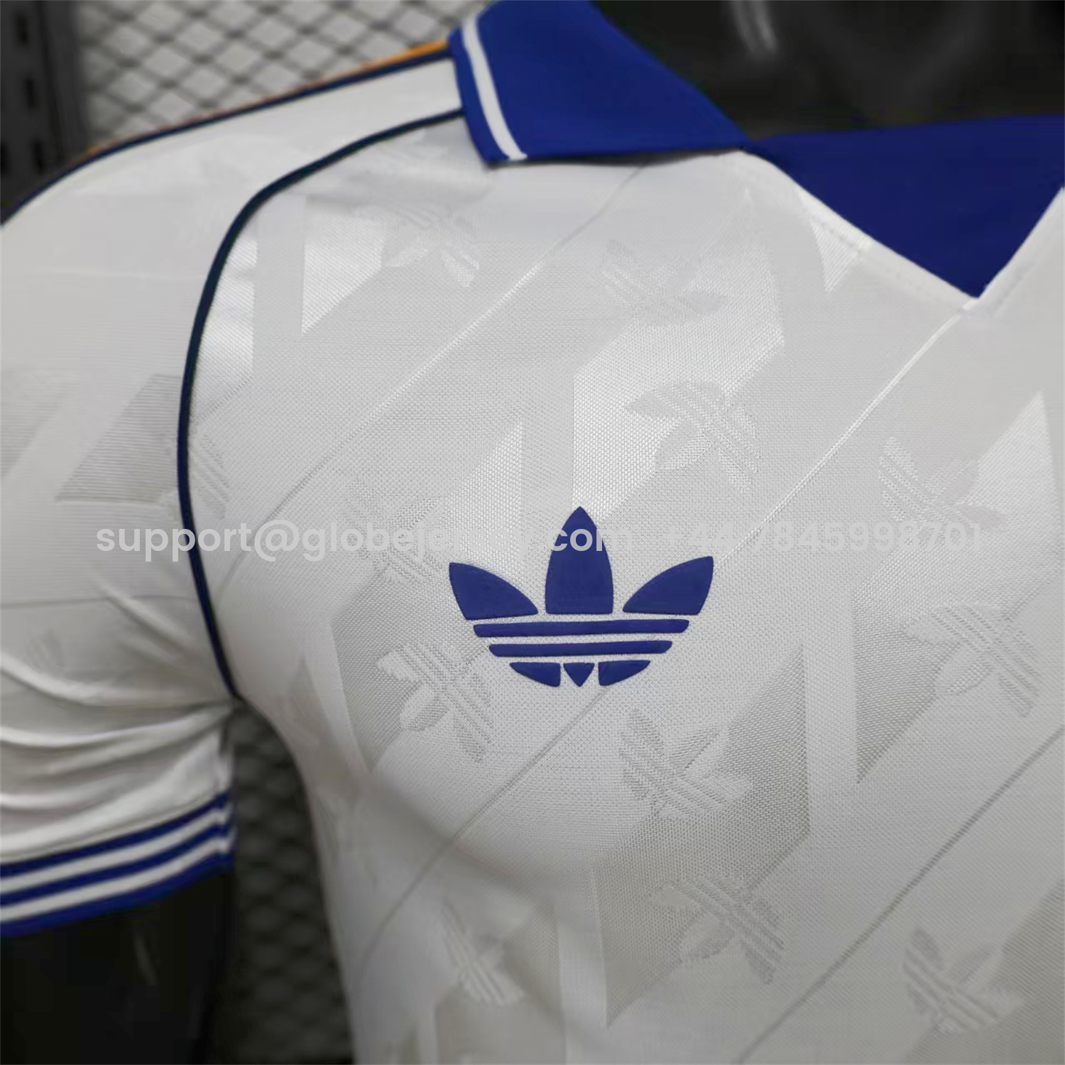 GlobeJersey-Real Madrid 25-26 Retro Style White Special Jersey - Player Version