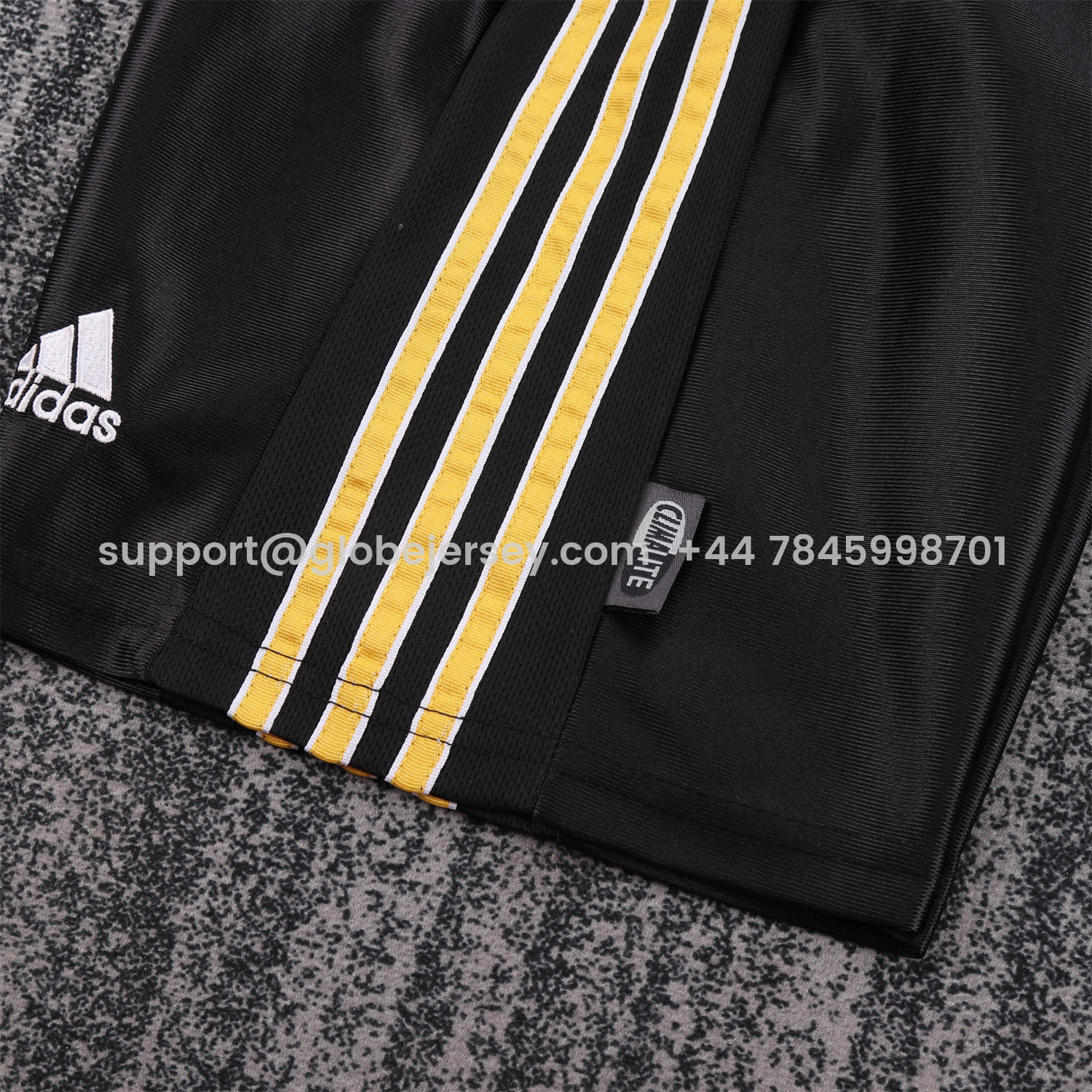 GlobeJersey-Retro Real Madrid 1999-01 Away Kids Kit