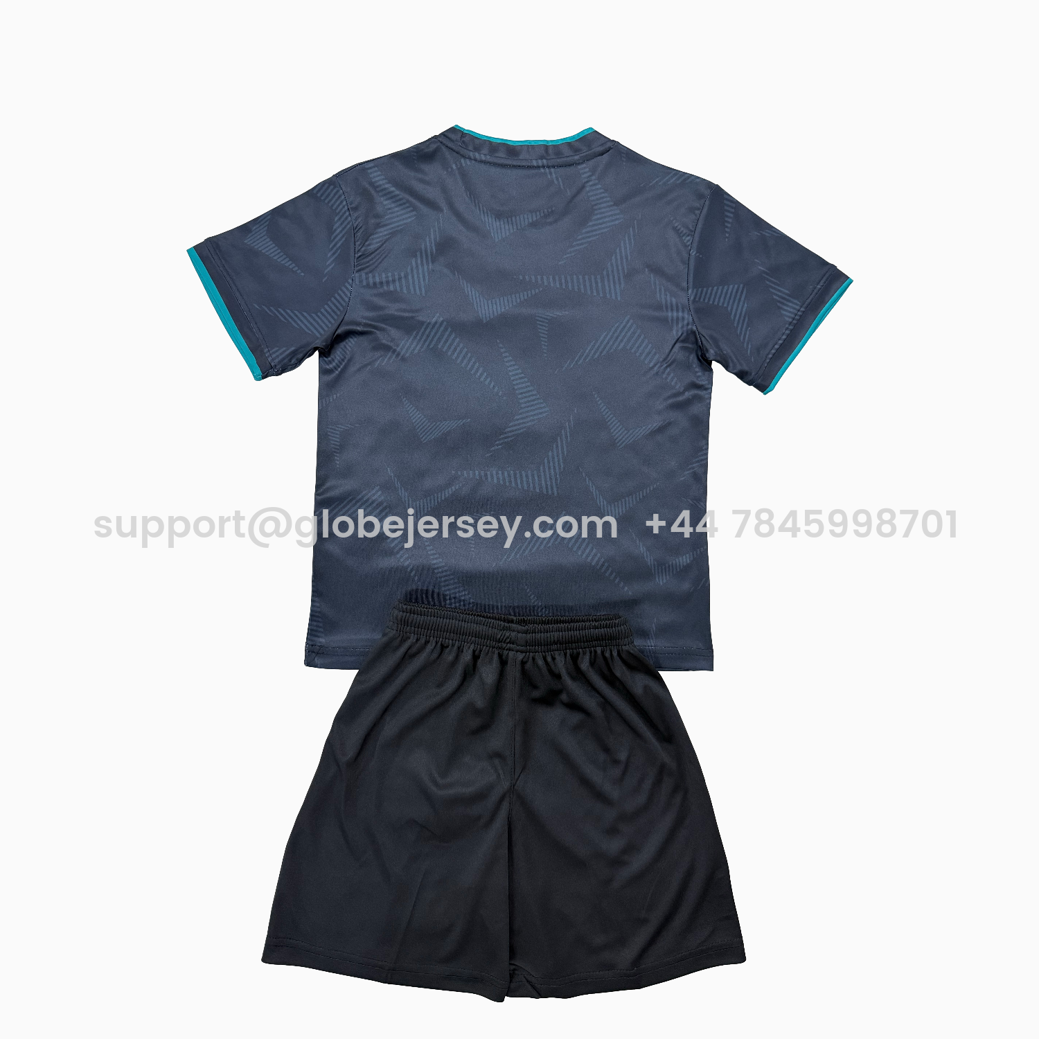 GlobeJersey-Ireland 25-26 Grey Concept Kids Kit