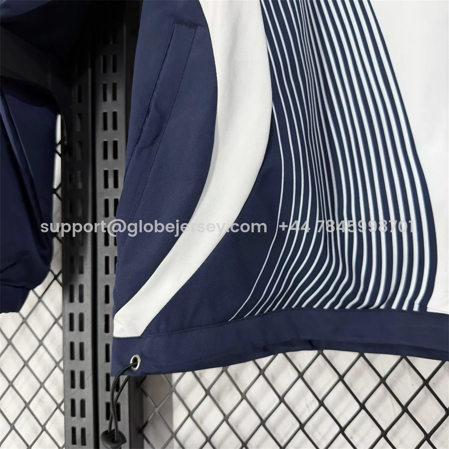 GlobeJersey-France 2026 Windbreaker Jacket - Black With White