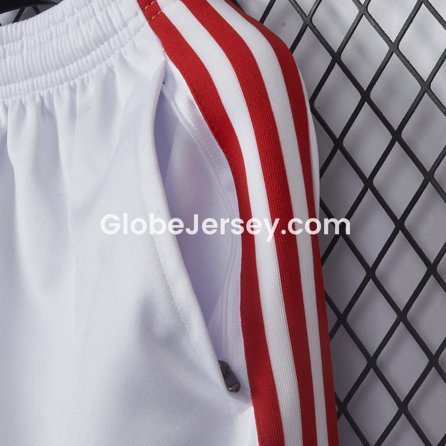 GlobeJersey-Bayern Munich 2025 125th Anniversary 1/4-Zip Long Sleeves Training Set - White